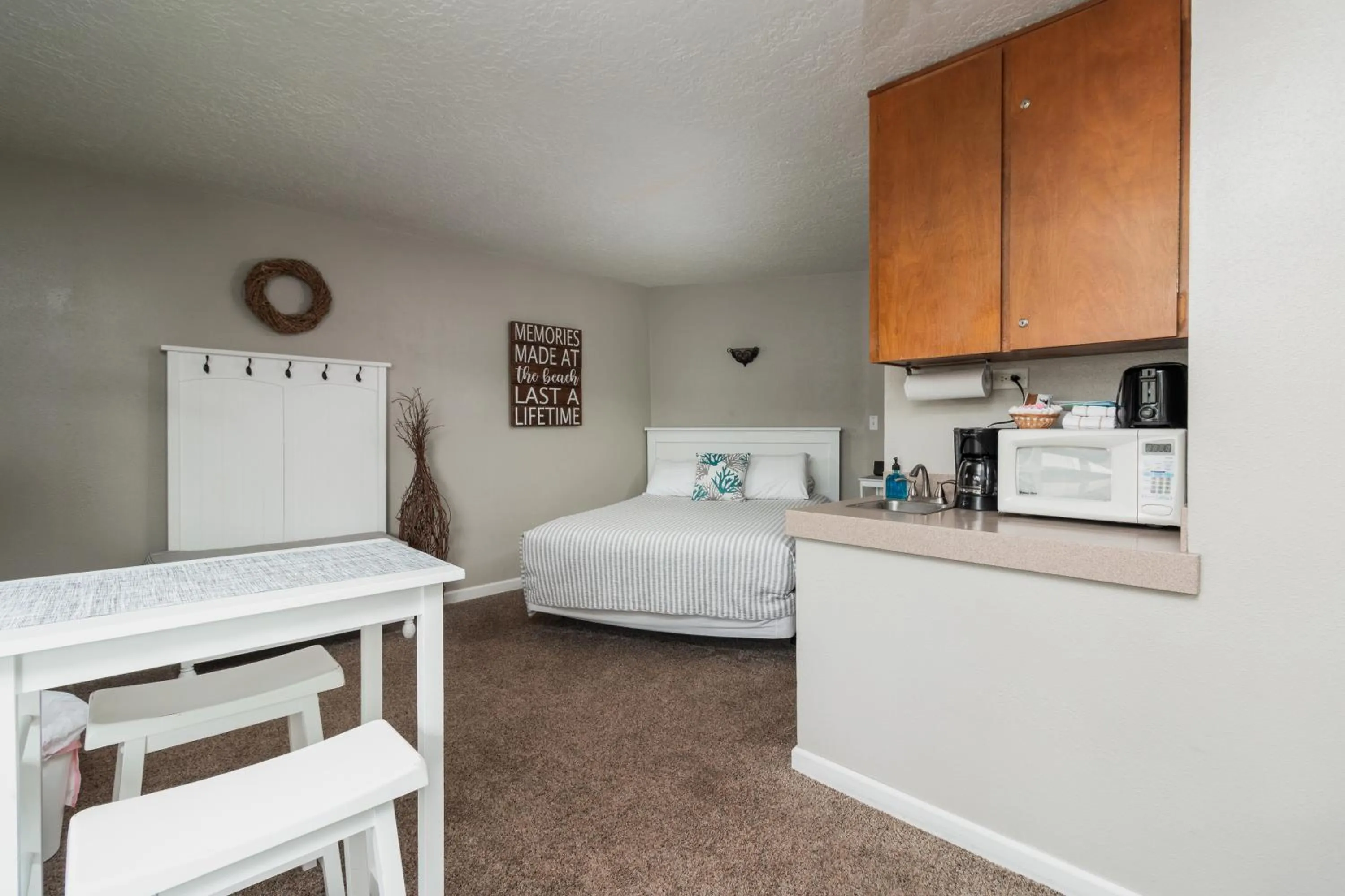 Kitchen or kitchenette in Ocean Terrace Condominiums