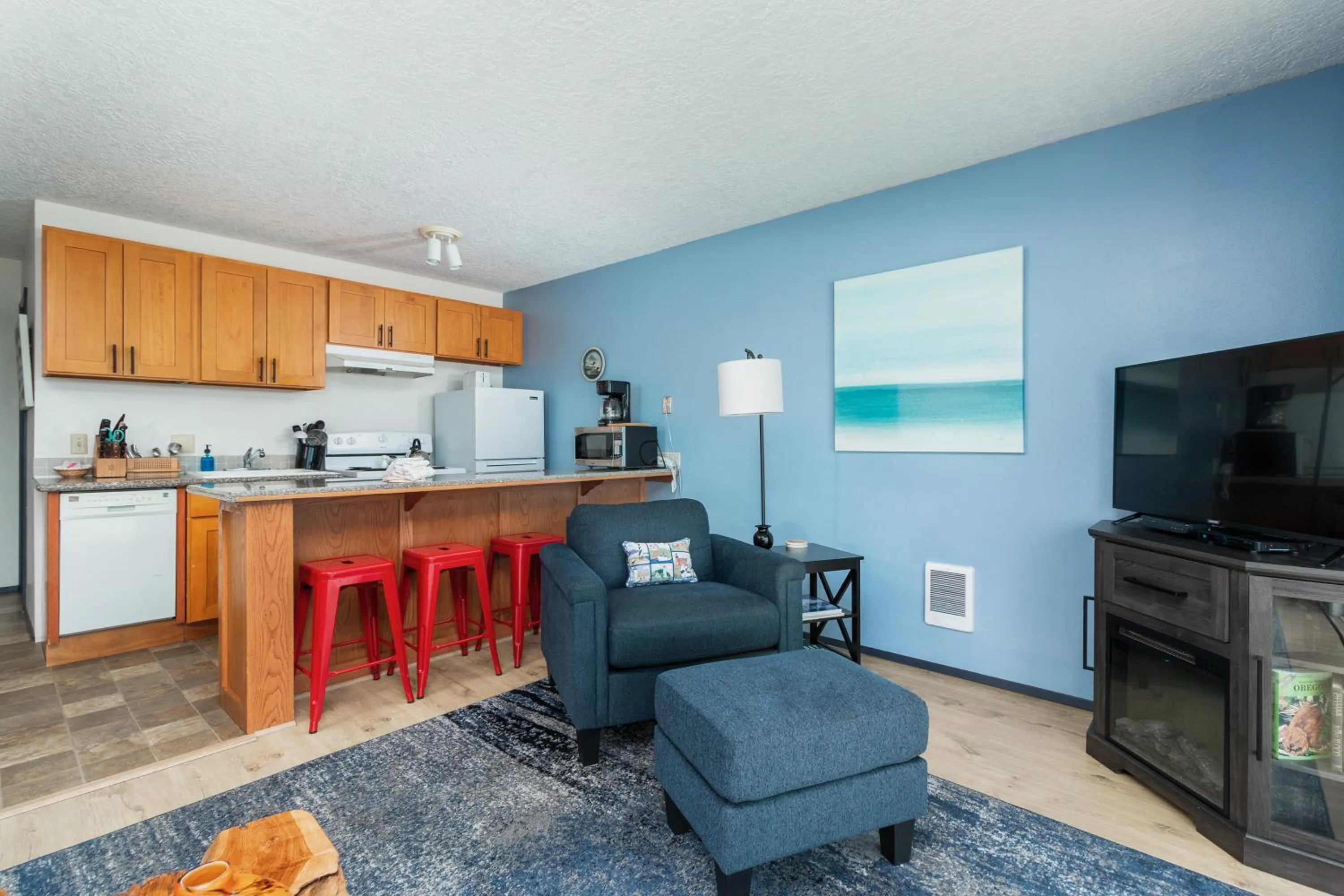 Living room in Ocean Terrace Condominiums