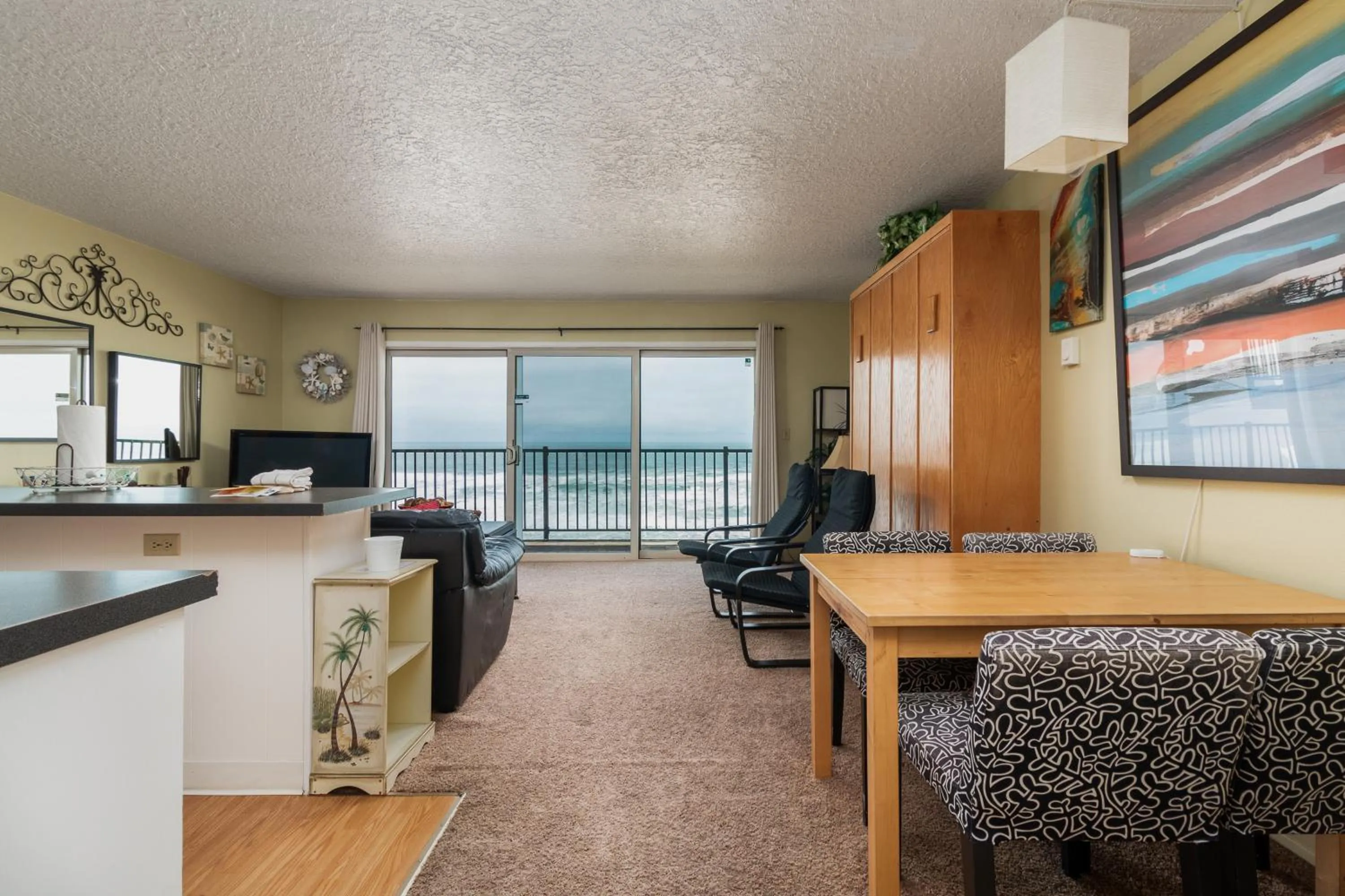 Living room in Ocean Terrace Condominiums