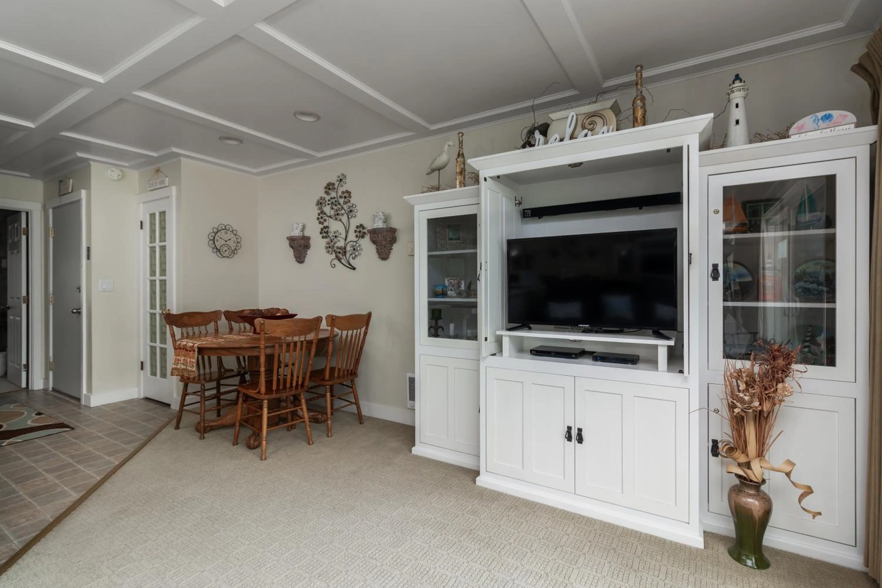 Living room in Ocean Terrace Condominiums