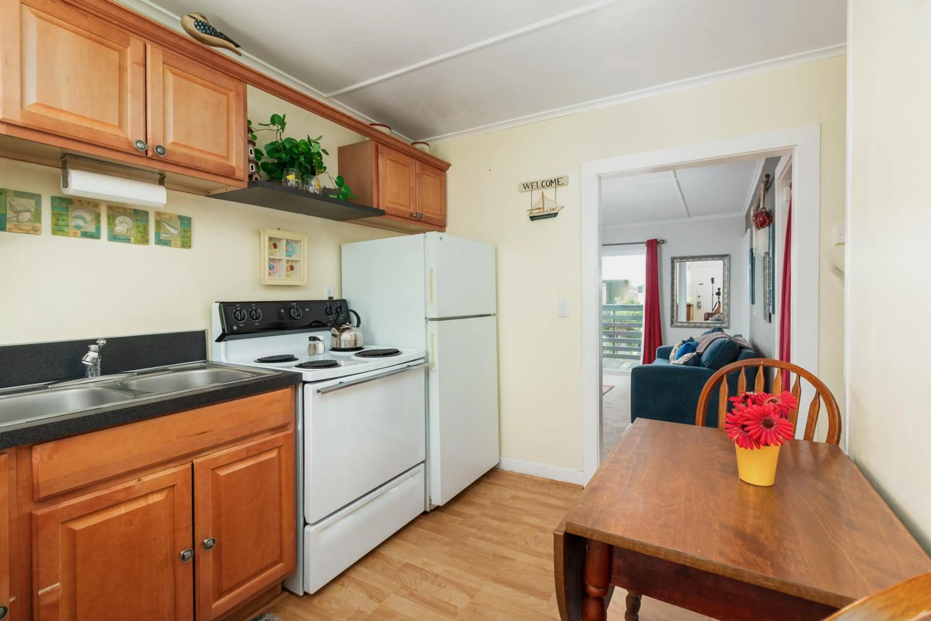 Kitchen or kitchenette in Ocean Terrace Condominiums