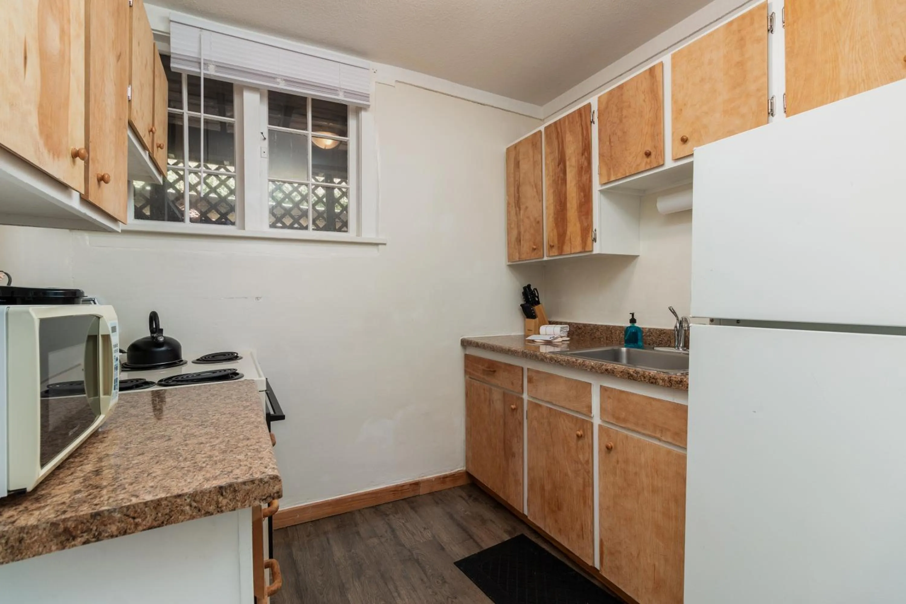 Kitchen or kitchenette in Ocean Terrace Condominiums