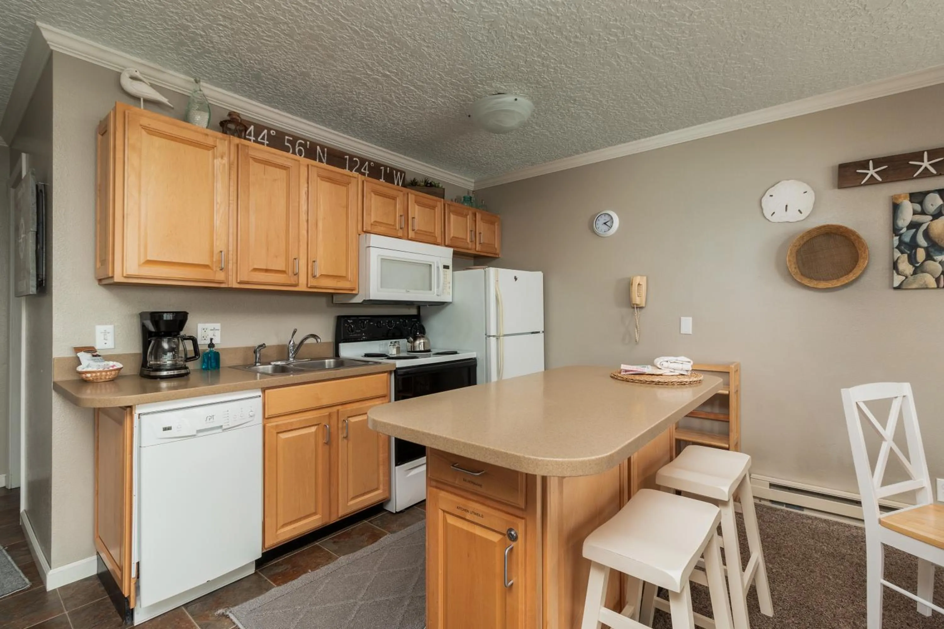 Kitchen or kitchenette in Ocean Terrace Condominiums