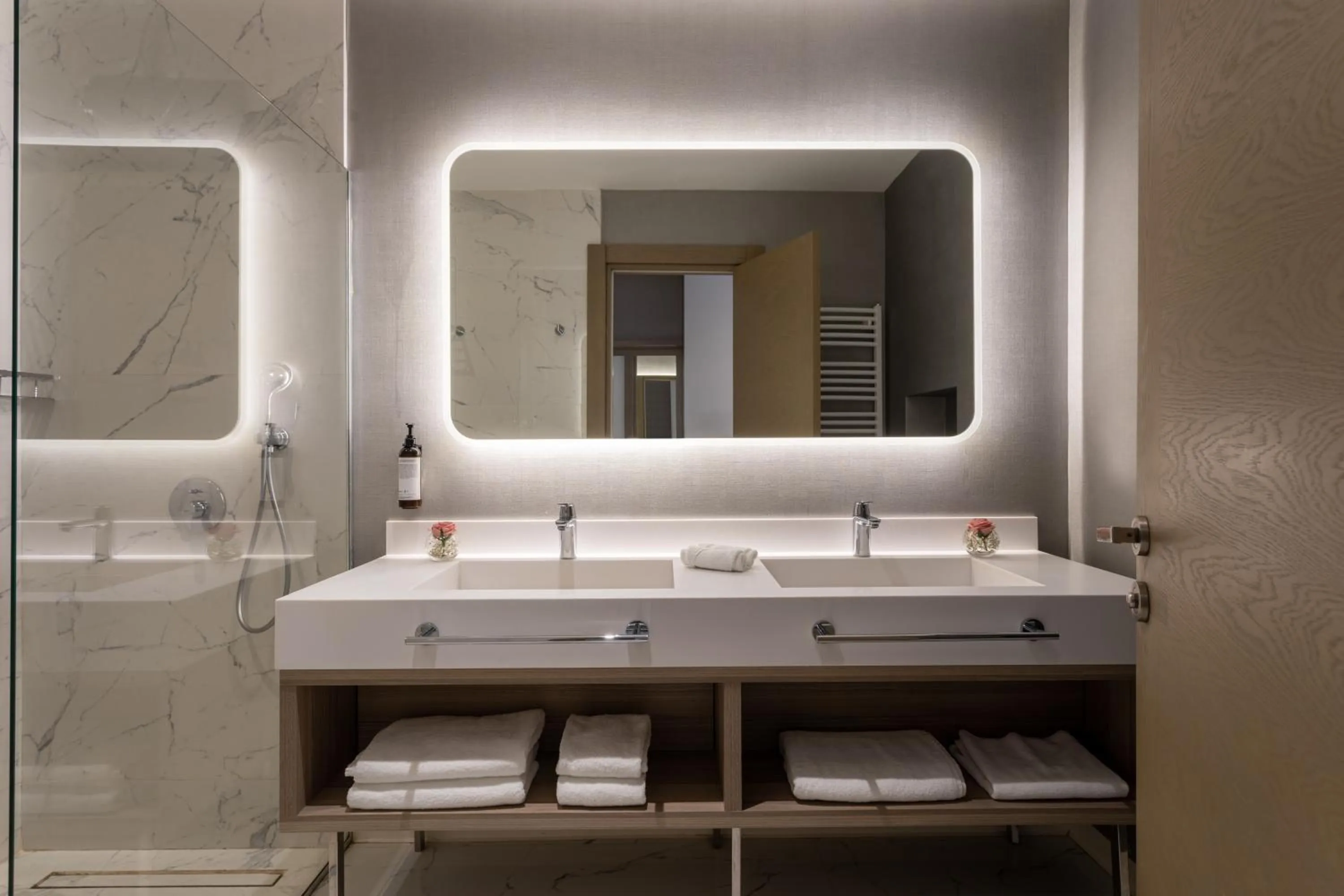 Shower in Hyatt Regency Kotor Bay Resort