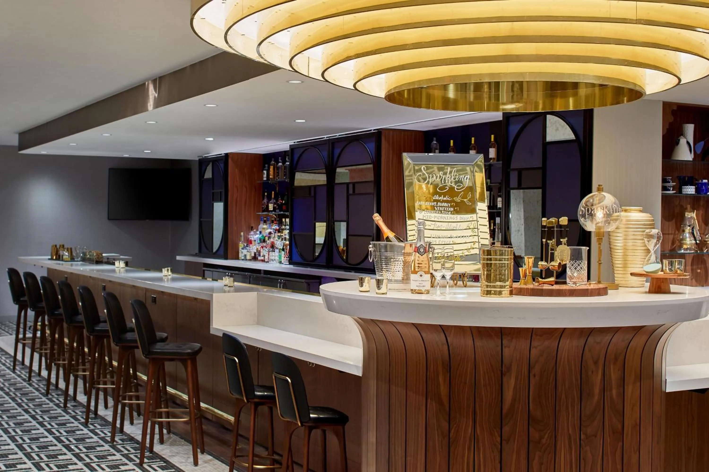 Restaurant/places to eat in Le Méridien St. Louis Clayton