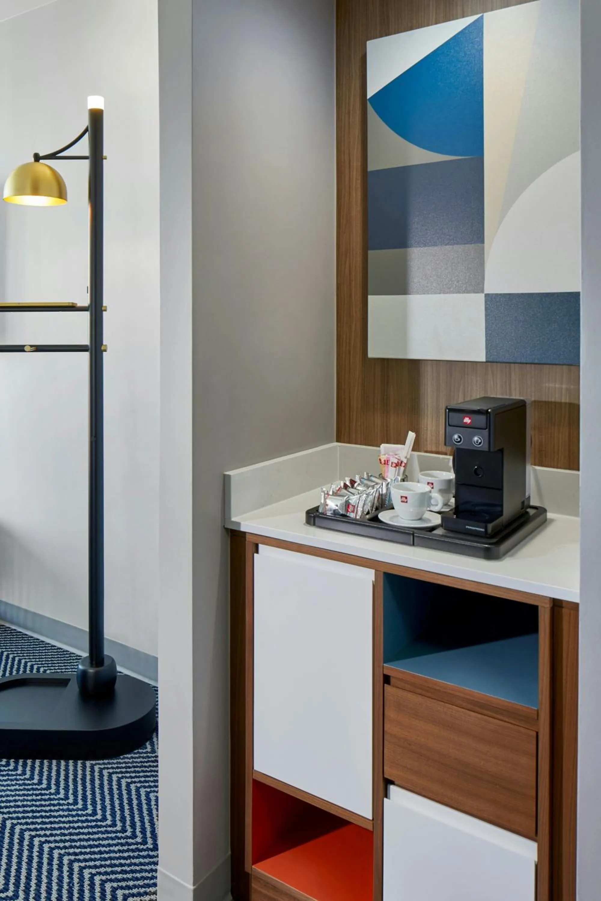 Photo of the whole room in Le Méridien St. Louis Clayton