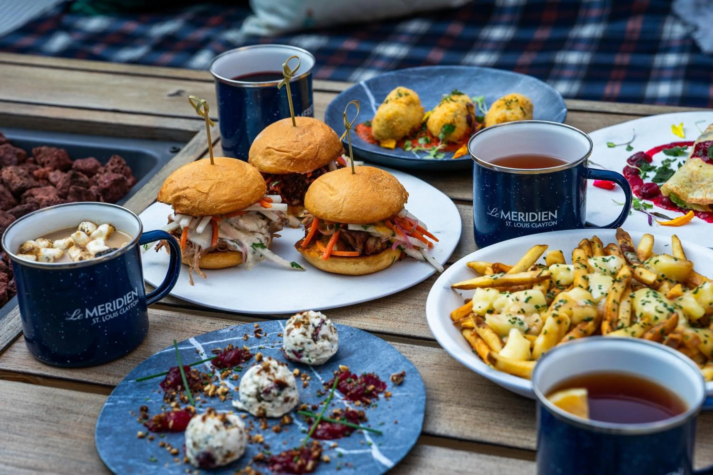 Restaurant/places to eat in Le Méridien St. Louis Clayton