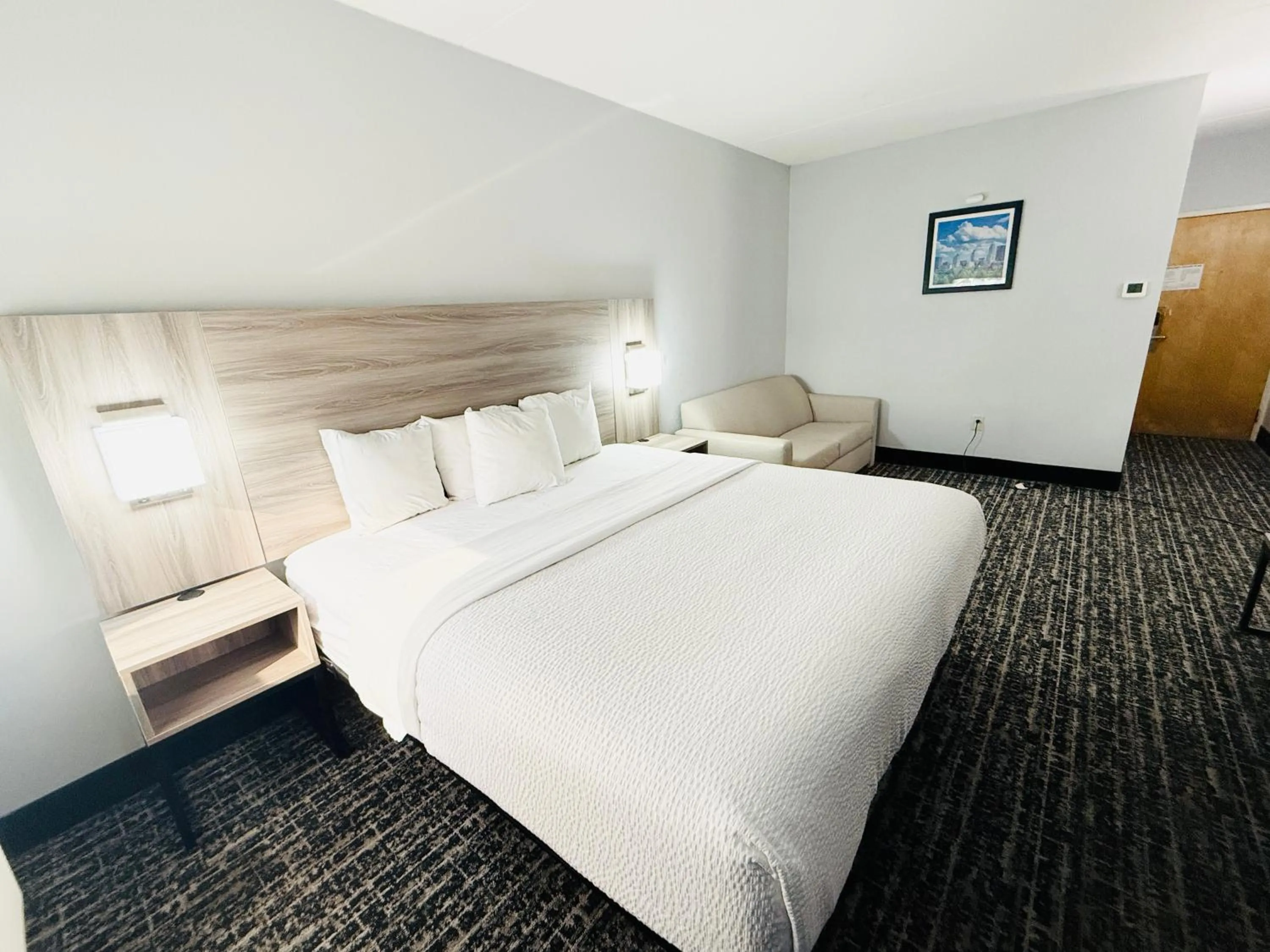 Bed in Baymont by Wyndham Indianapolis South