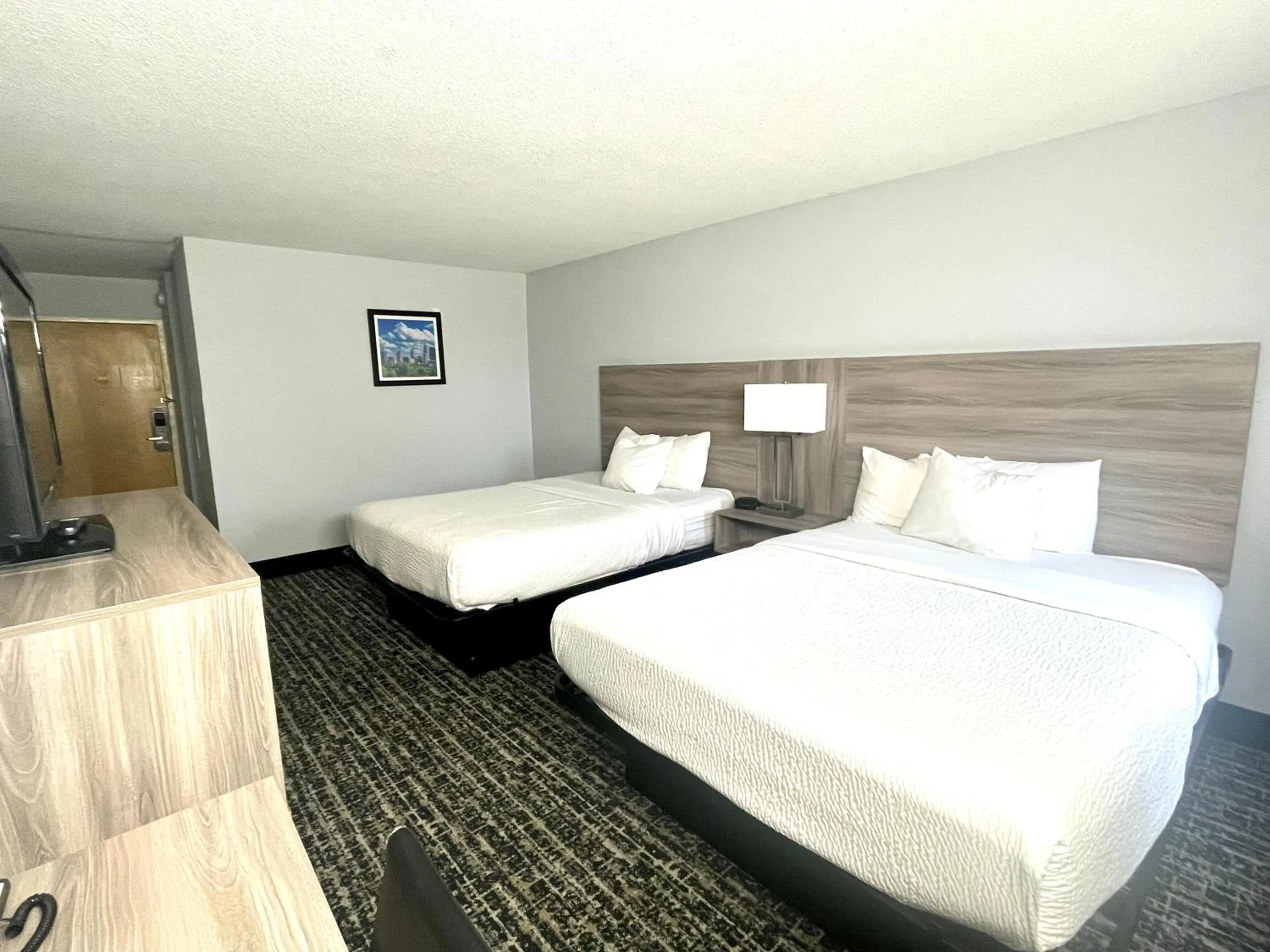 Bed in Baymont by Wyndham Indianapolis South