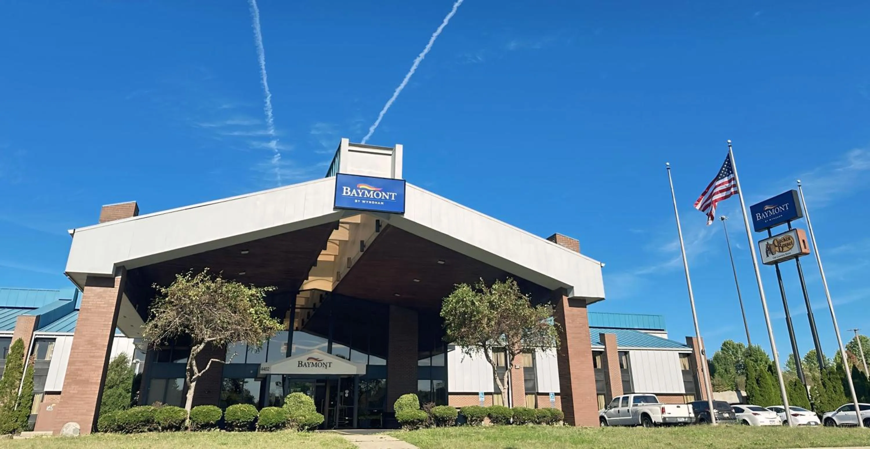 Property building in Baymont by Wyndham Indianapolis South