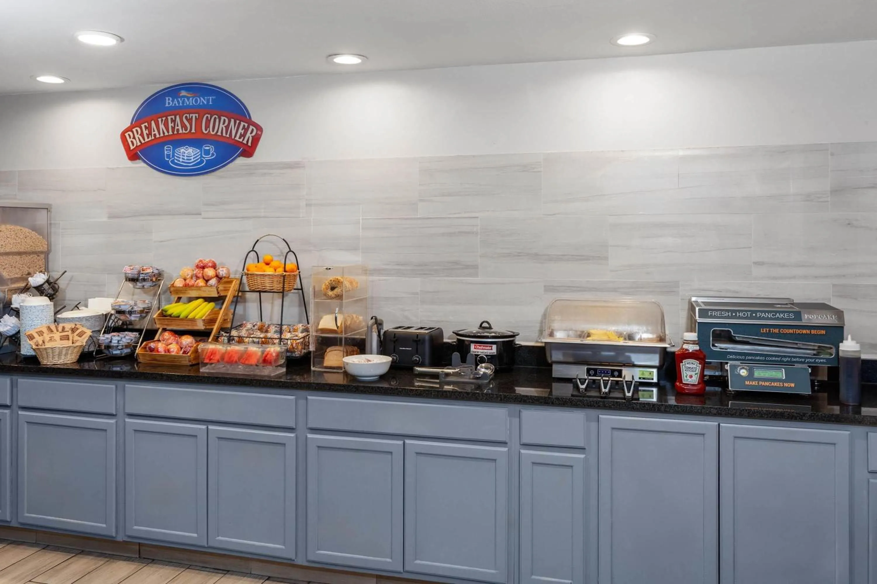 Breakfast in Baymont by Wyndham Indianapolis South