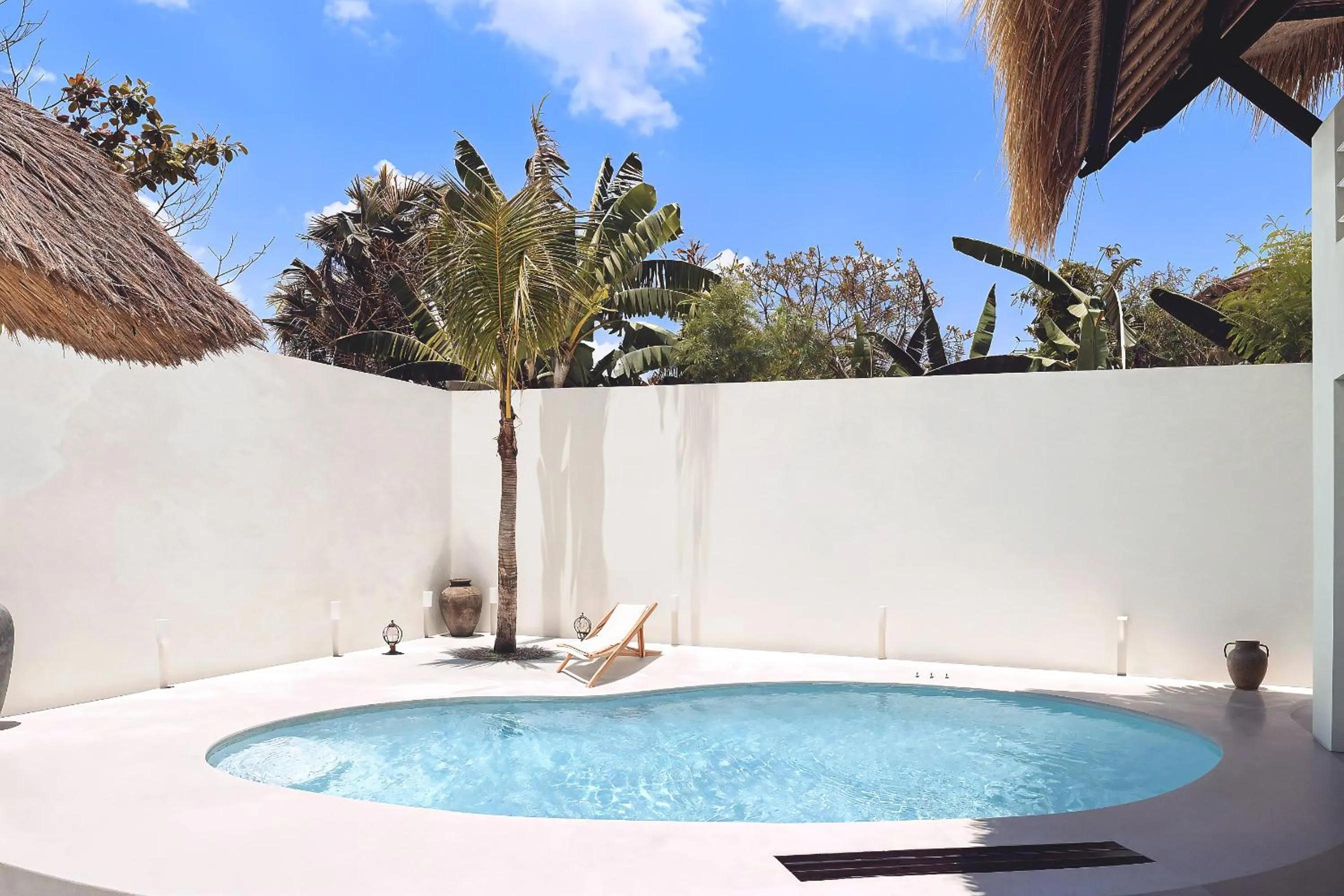 Swimming pool in Villa de Malicott