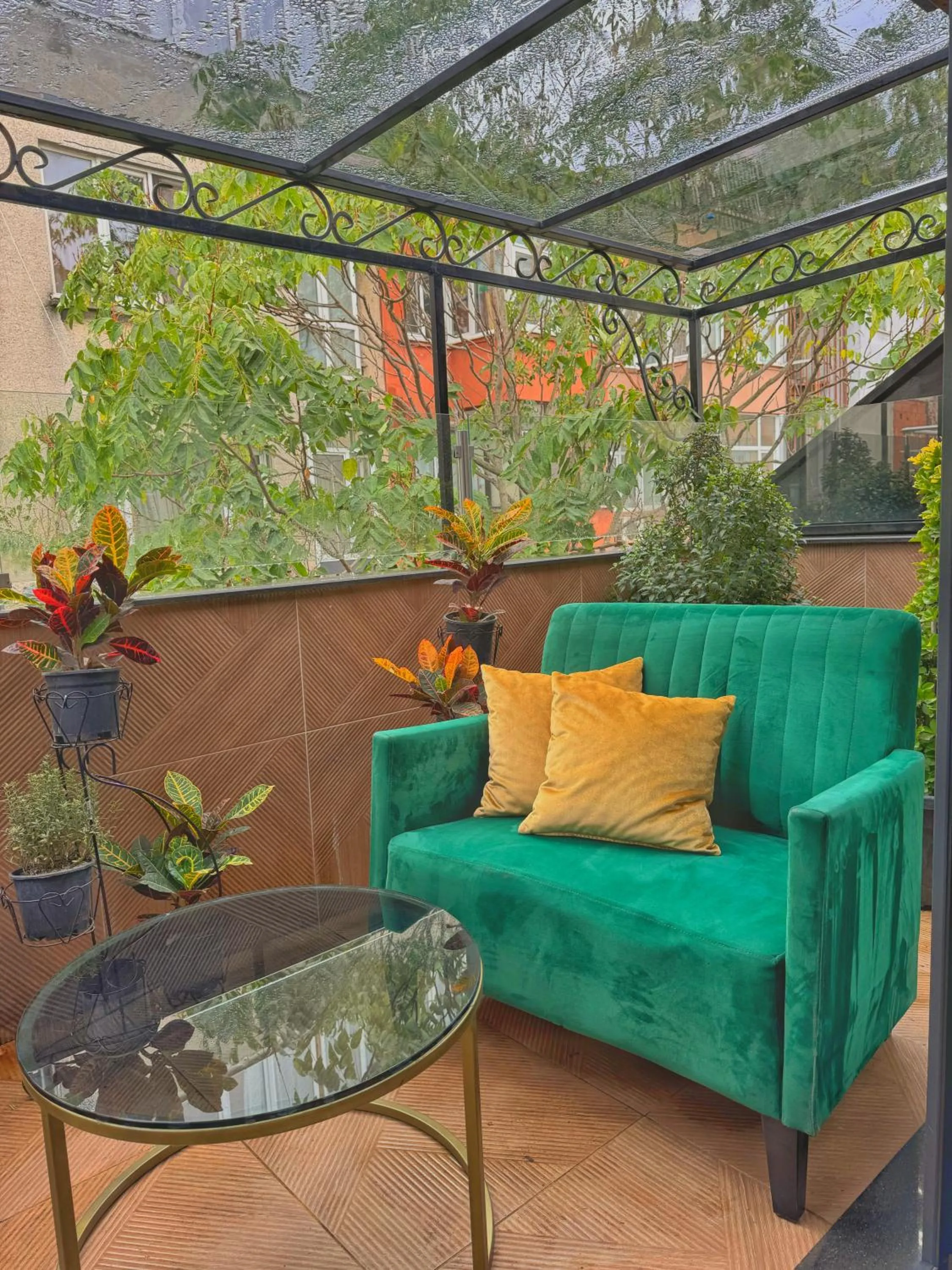 Seating area in Lord Morgan & Exclusive Design Nişantaşı