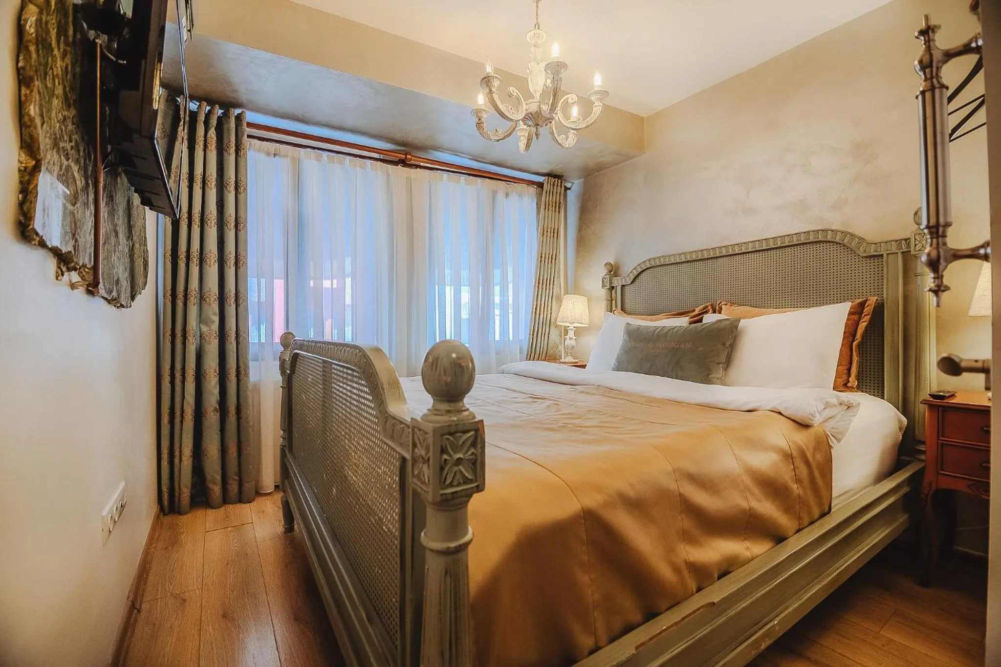 Lord Morgan & Exclusive Design Nişantaşı