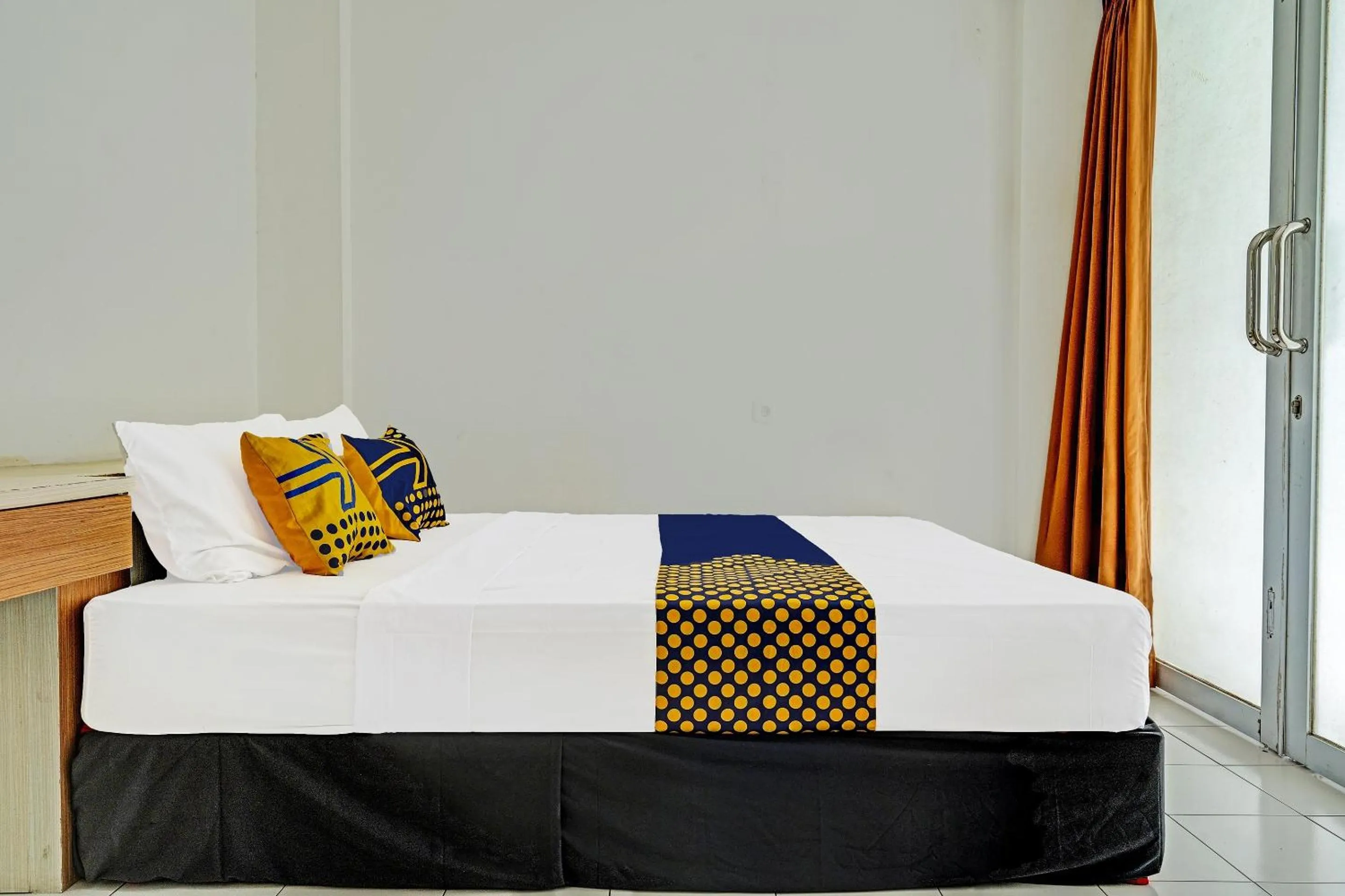 Bedroom, Bed in Hotel O Alamanda 7 Syariah