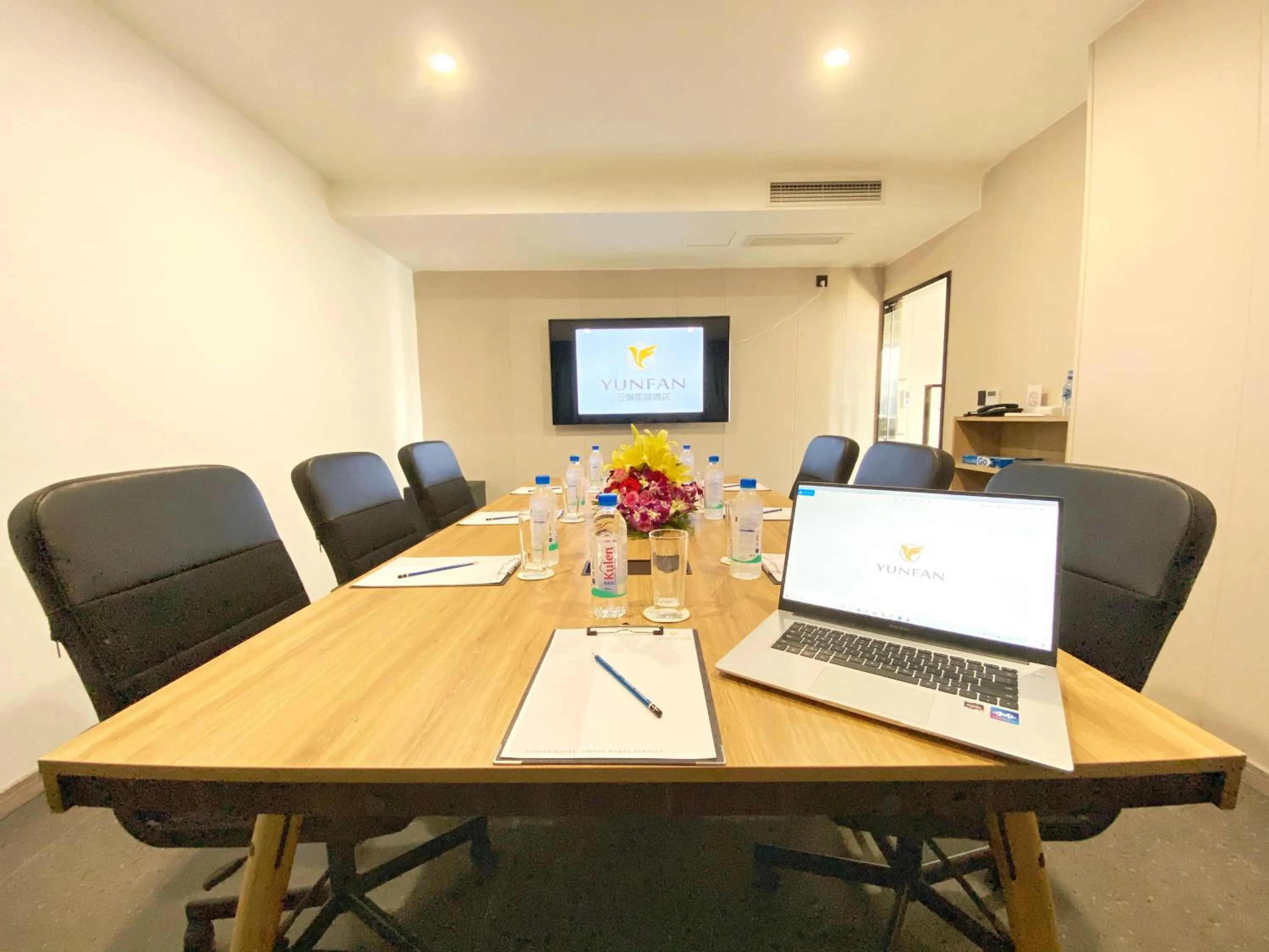 Business facilities in Yunfan Hotel