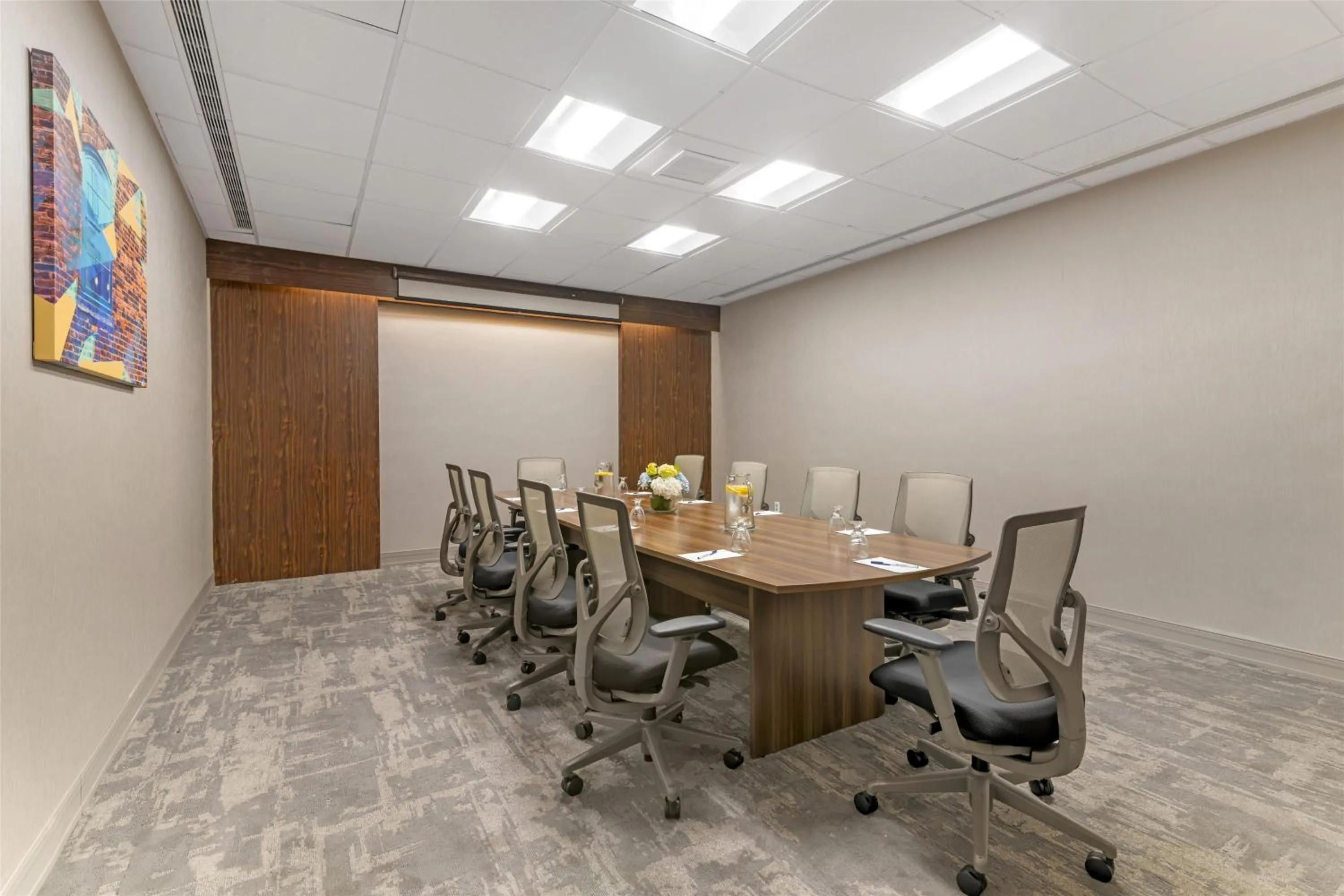 Meeting/conference room in Best Western Royal Plaza Hotel and Trade Center