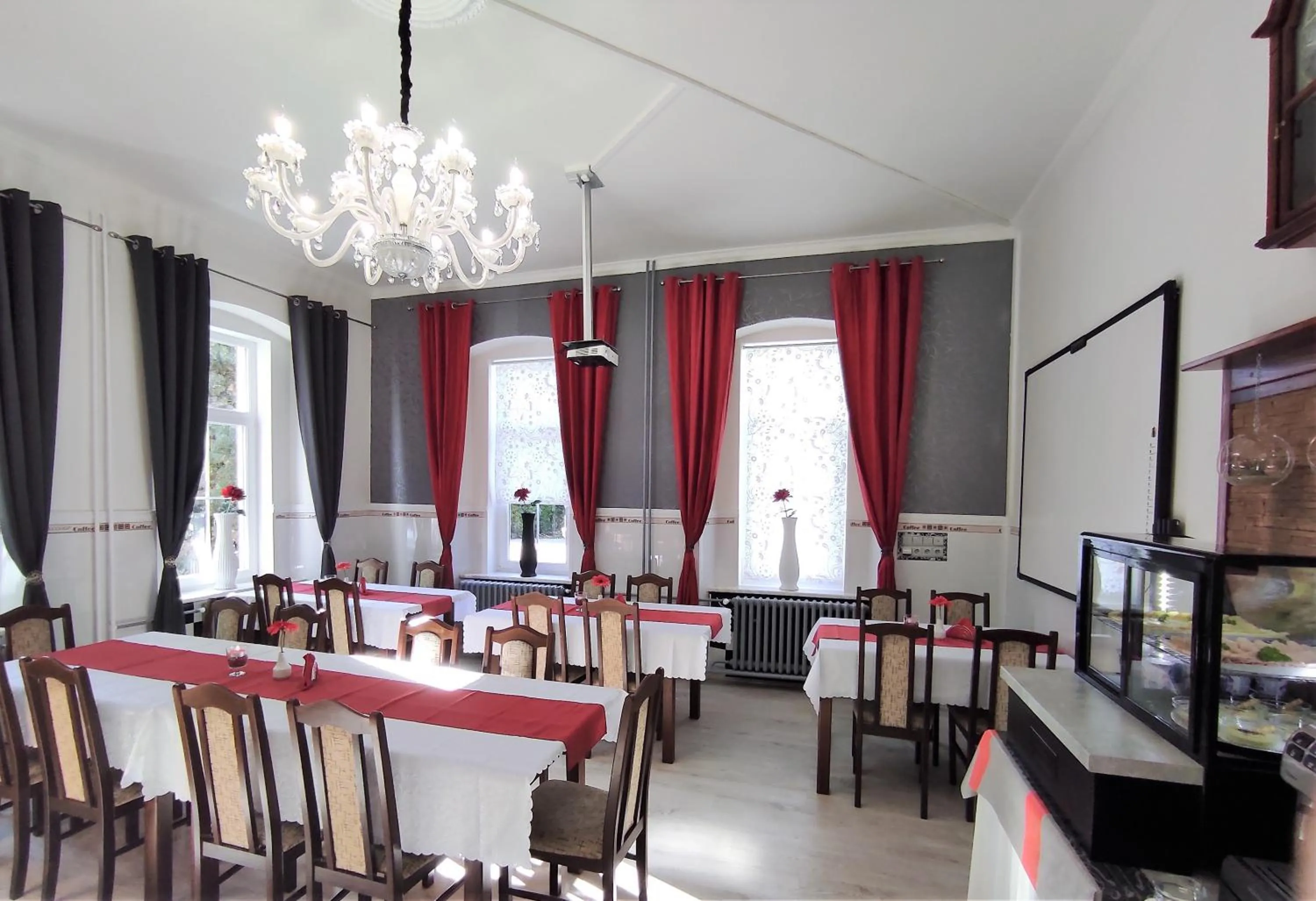 Sherwood Hotel Vojkovice nad Ohří