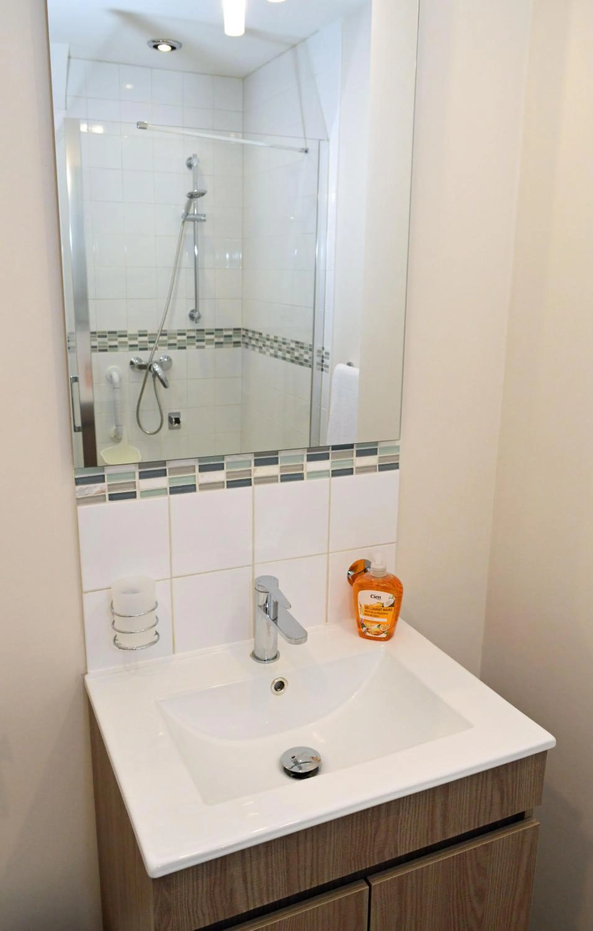 Bathroom in Champ De Foire