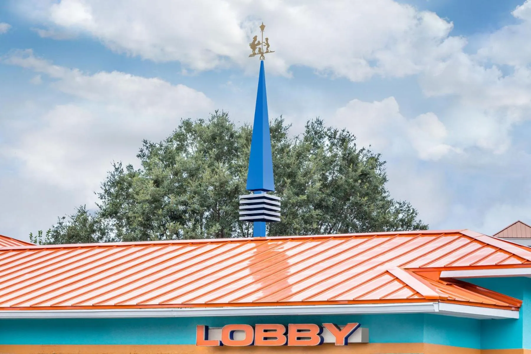 Property building in Howard Johnson by Wyndham Ocala FL I-75