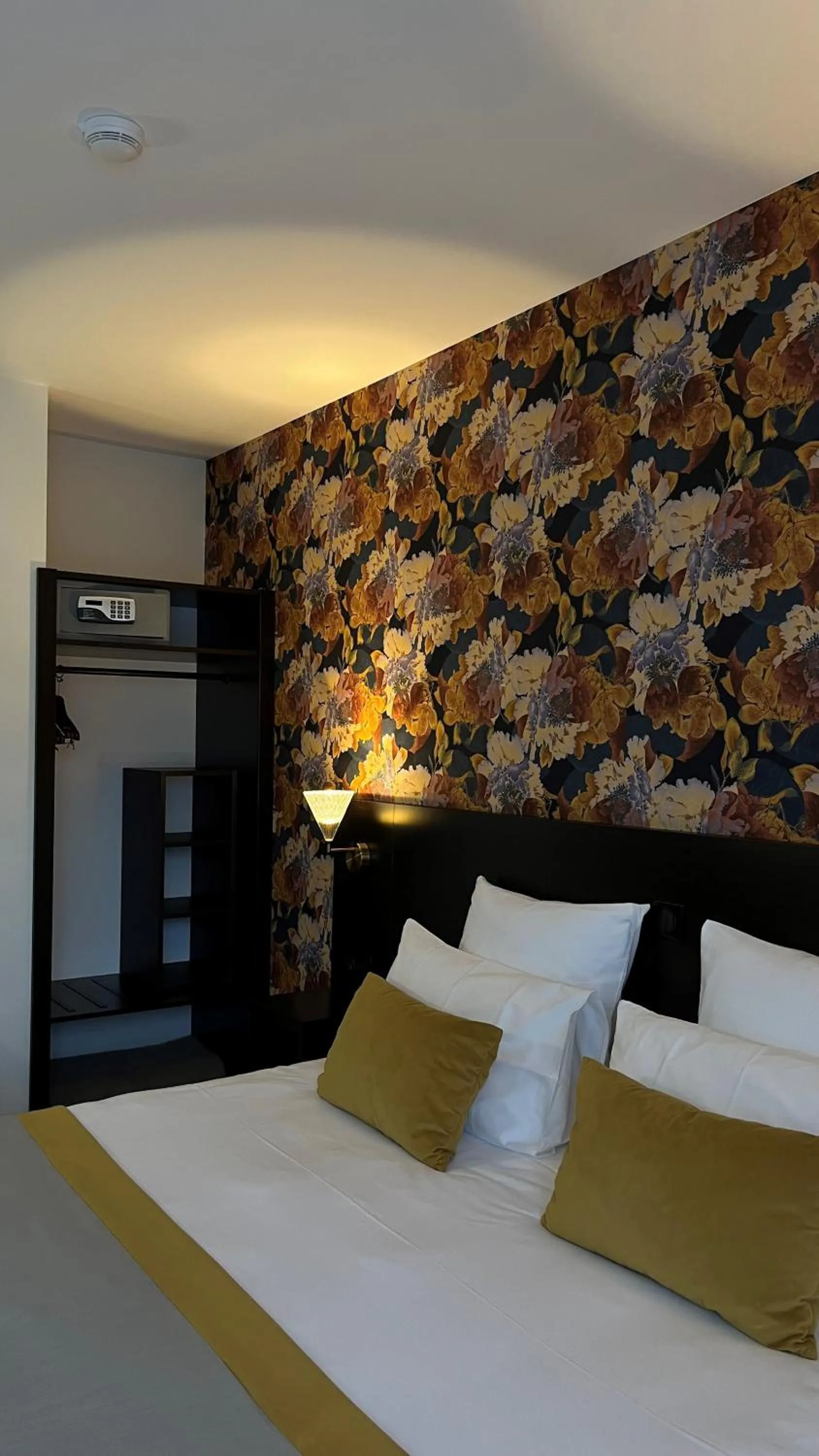 Bedroom, Bed in Brame de Sologne