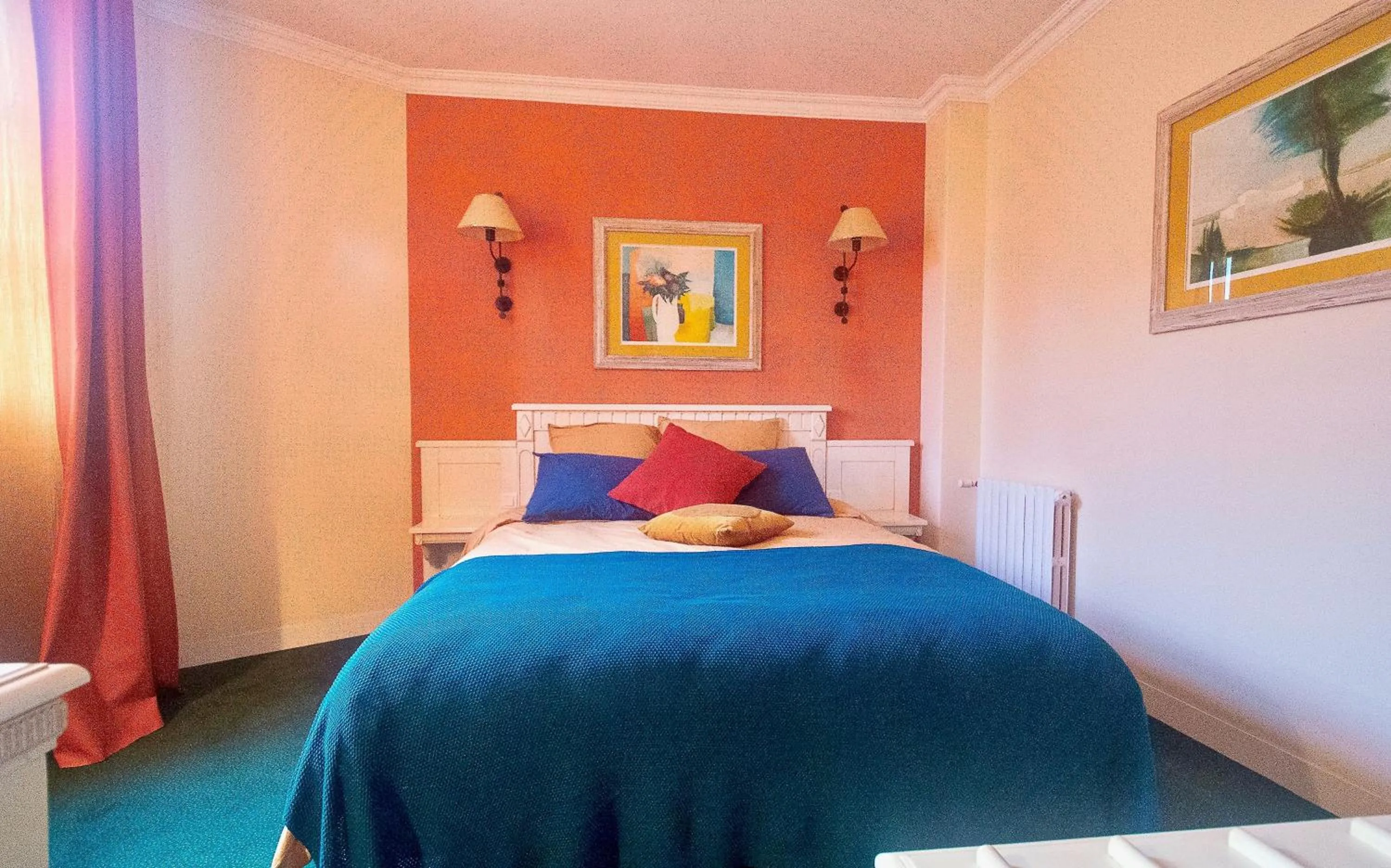 Bed in ARTEMIS SUITE