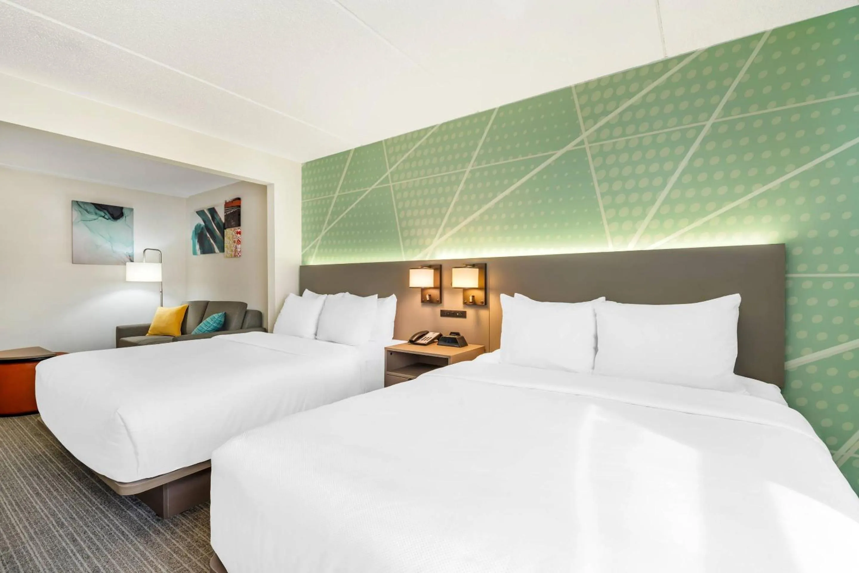 Bedroom, Bed in Comfort Inn & Suites Madison East Interstate I-90