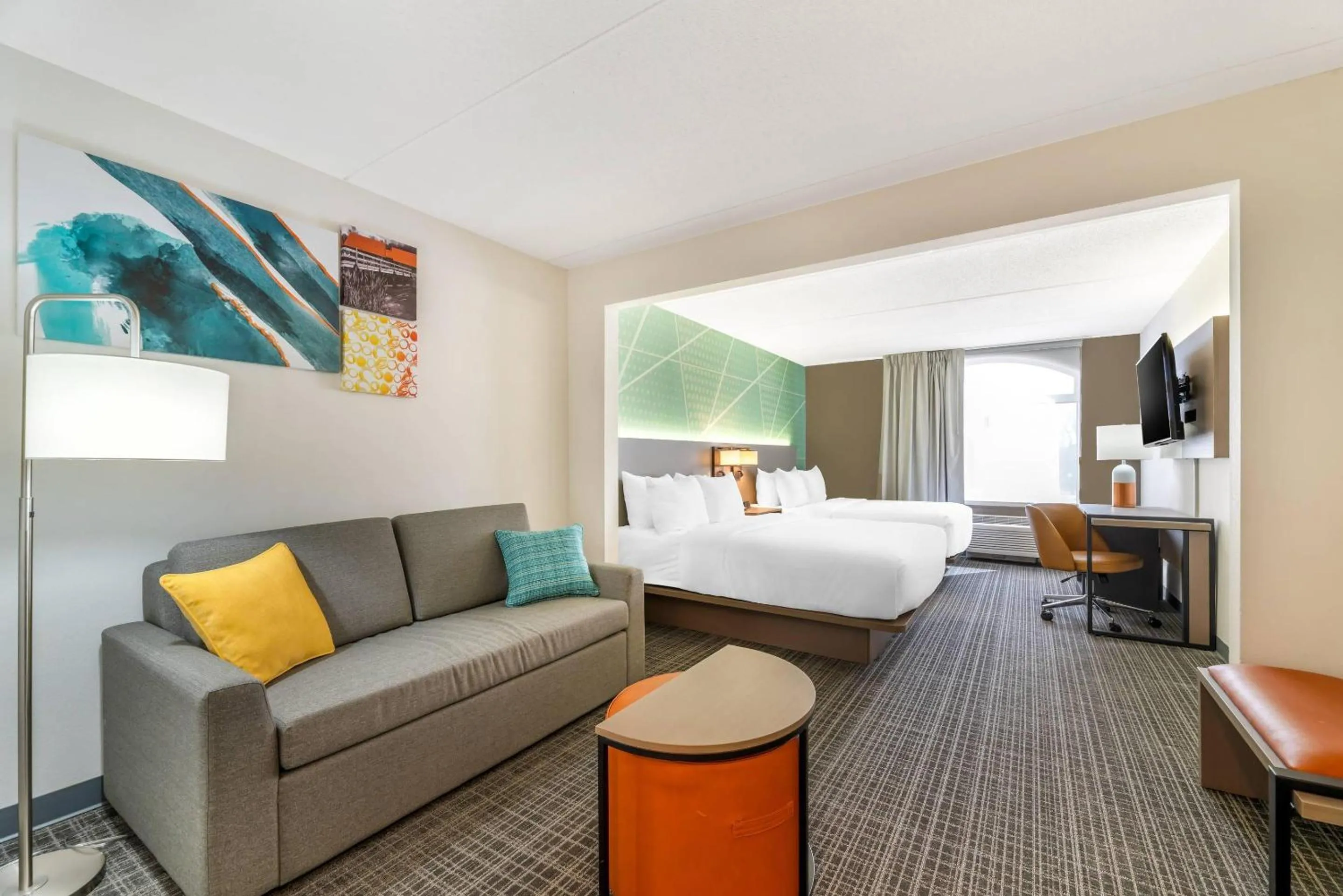 Bedroom, Bed in Comfort Inn & Suites Madison East Interstate I-90