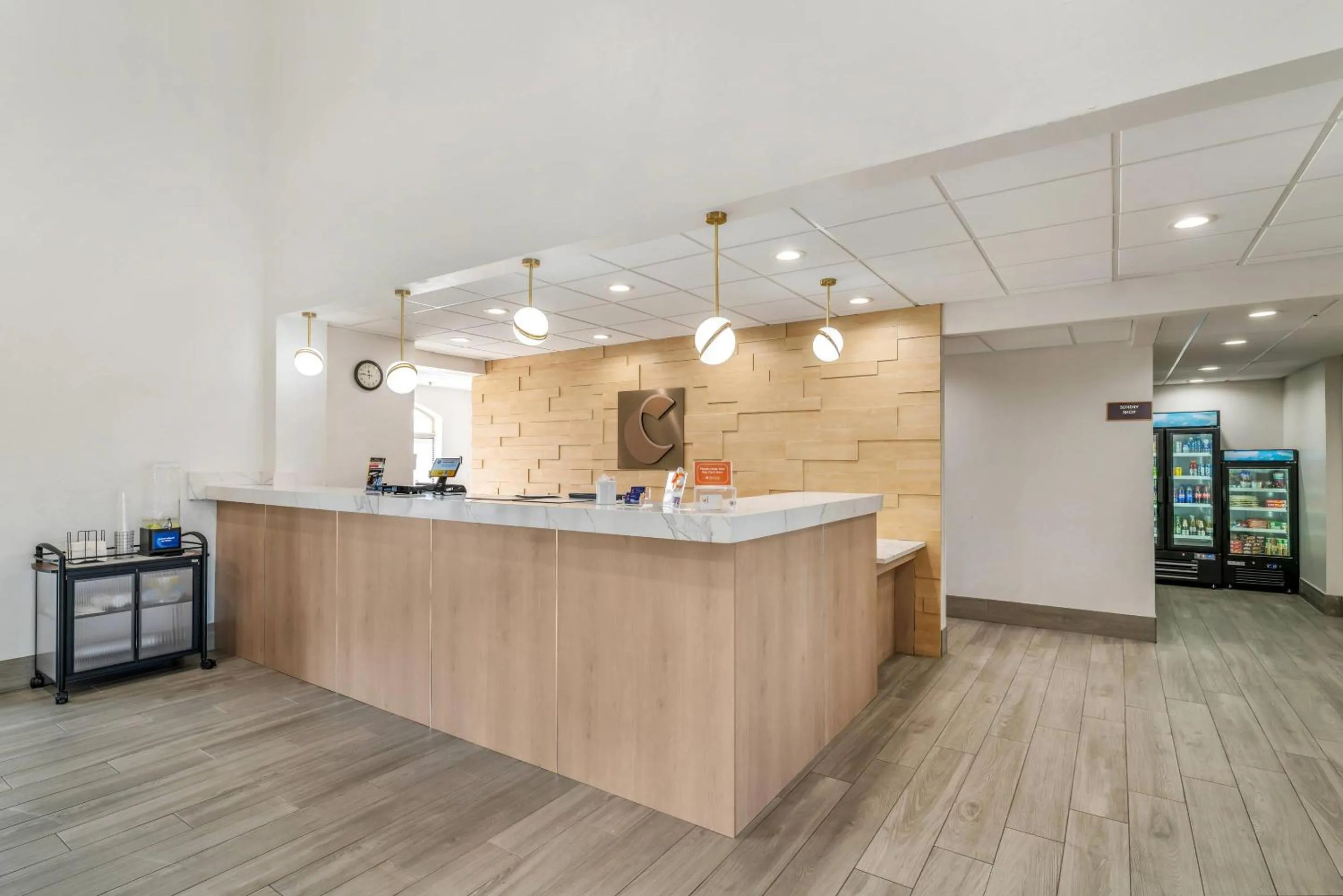 Lobby or reception in Comfort Inn & Suites Madison East Interstate I-90
