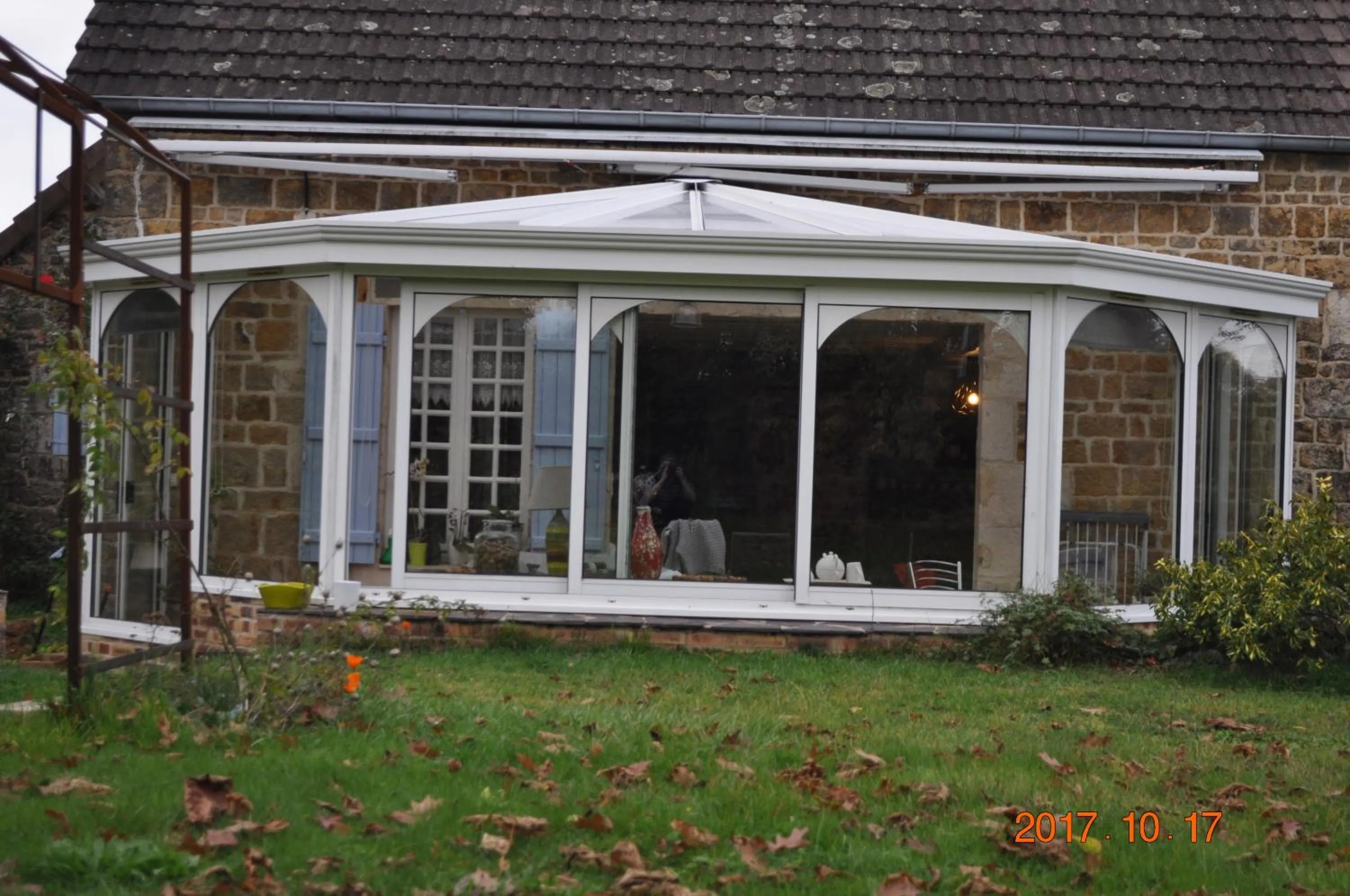 Facade/entrance in Ma maison bleue