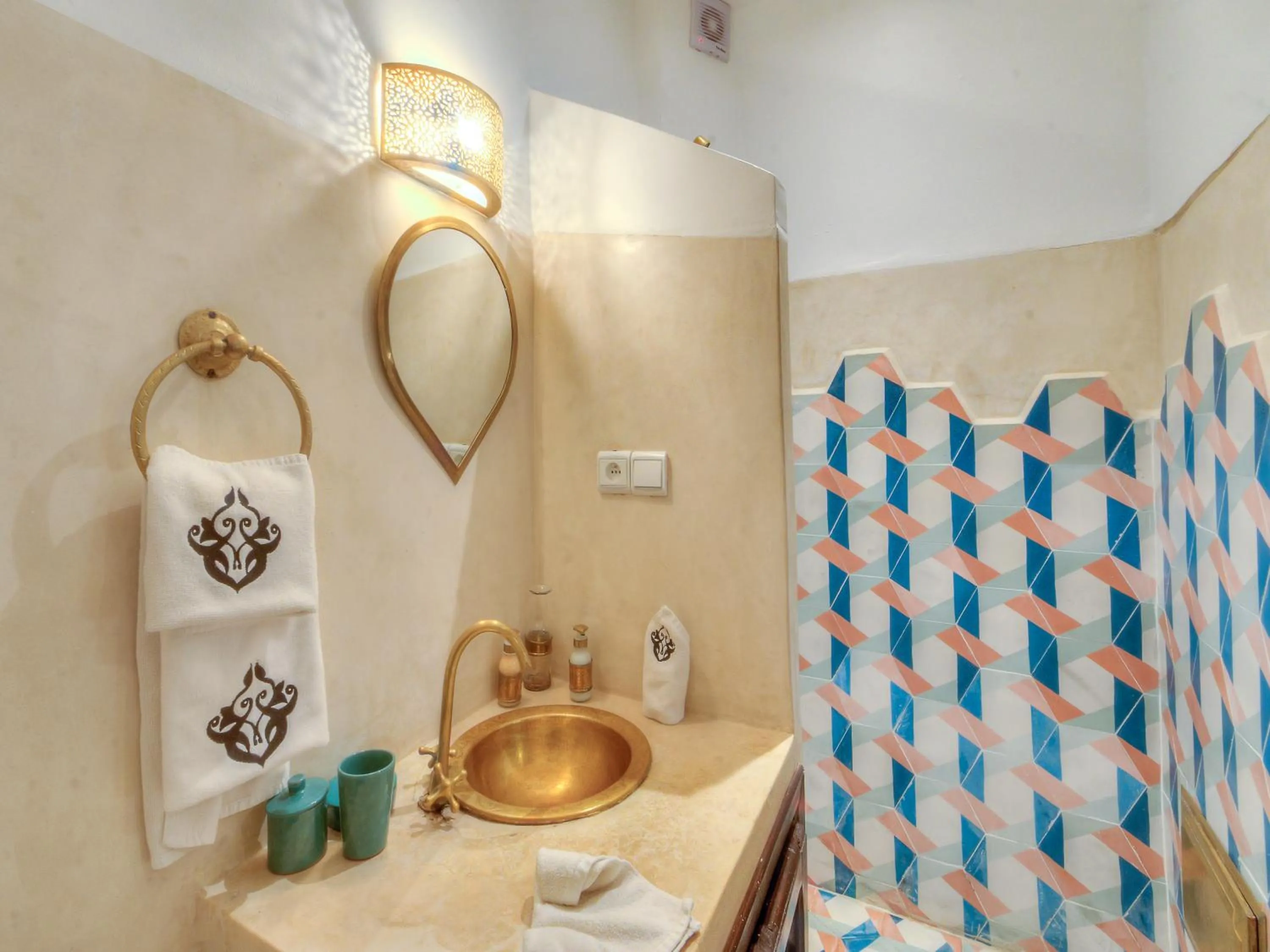 Bathroom in Riad Art & Emotions Boutique Hotel & Spa