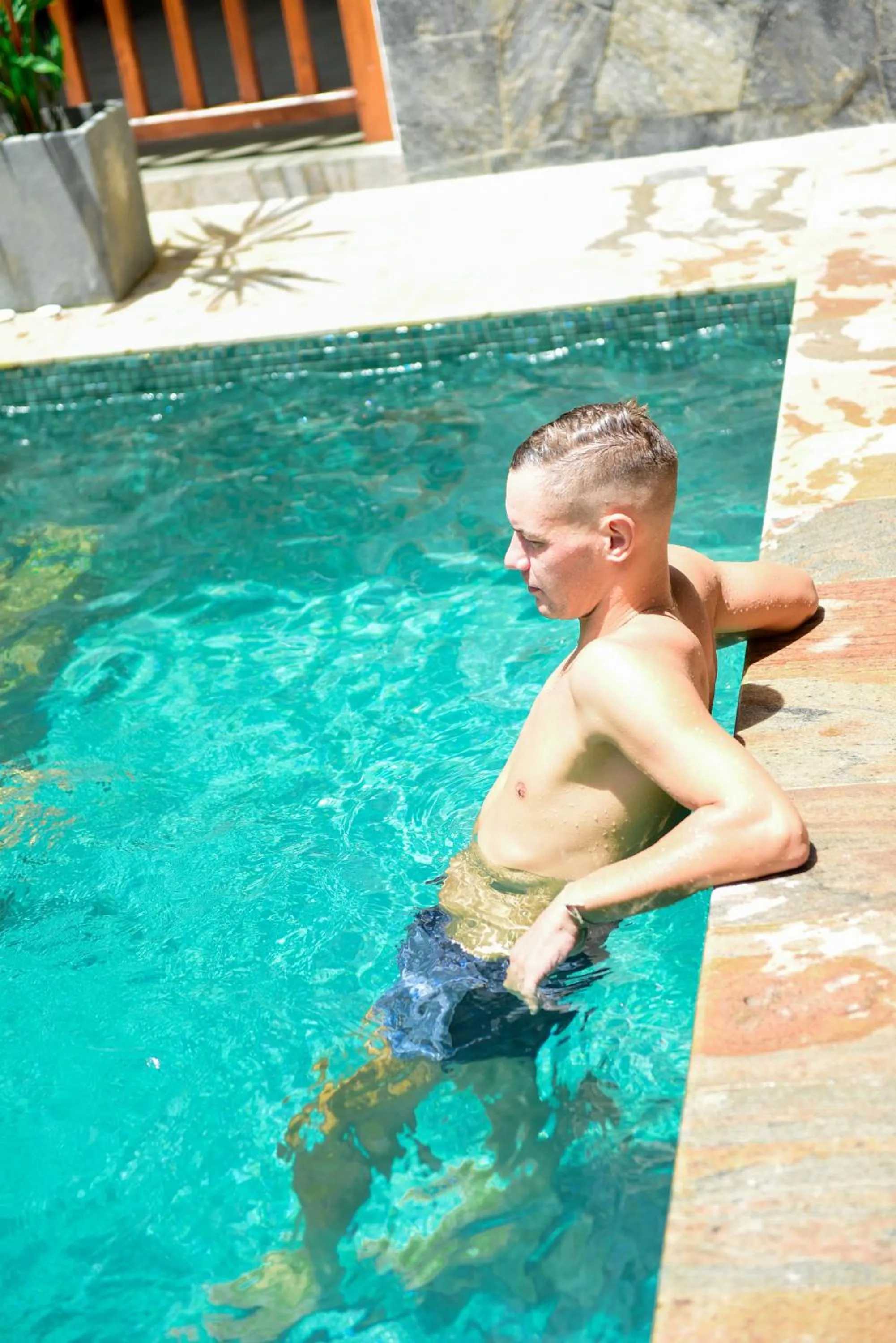 Day in Cara White House