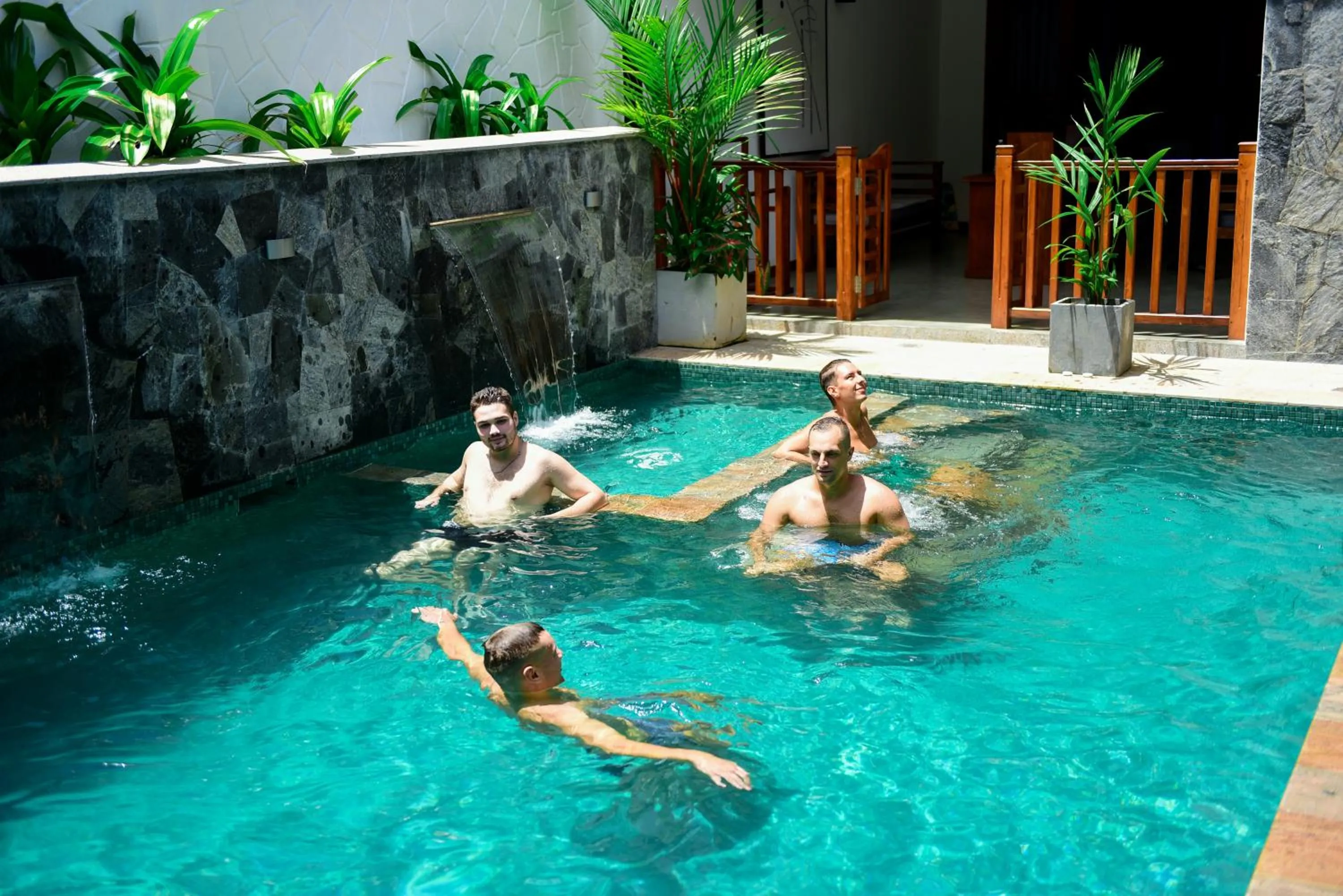 Day in Cara White House