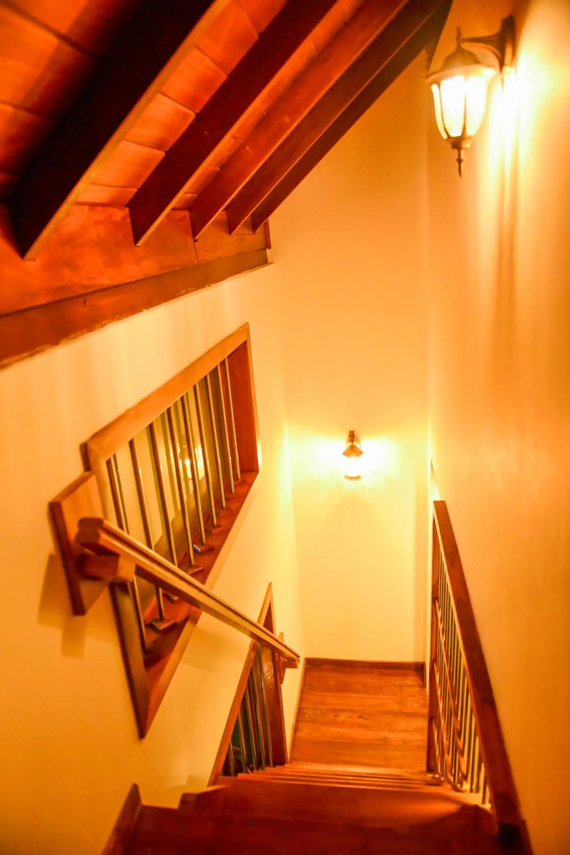 Family in Cara White House