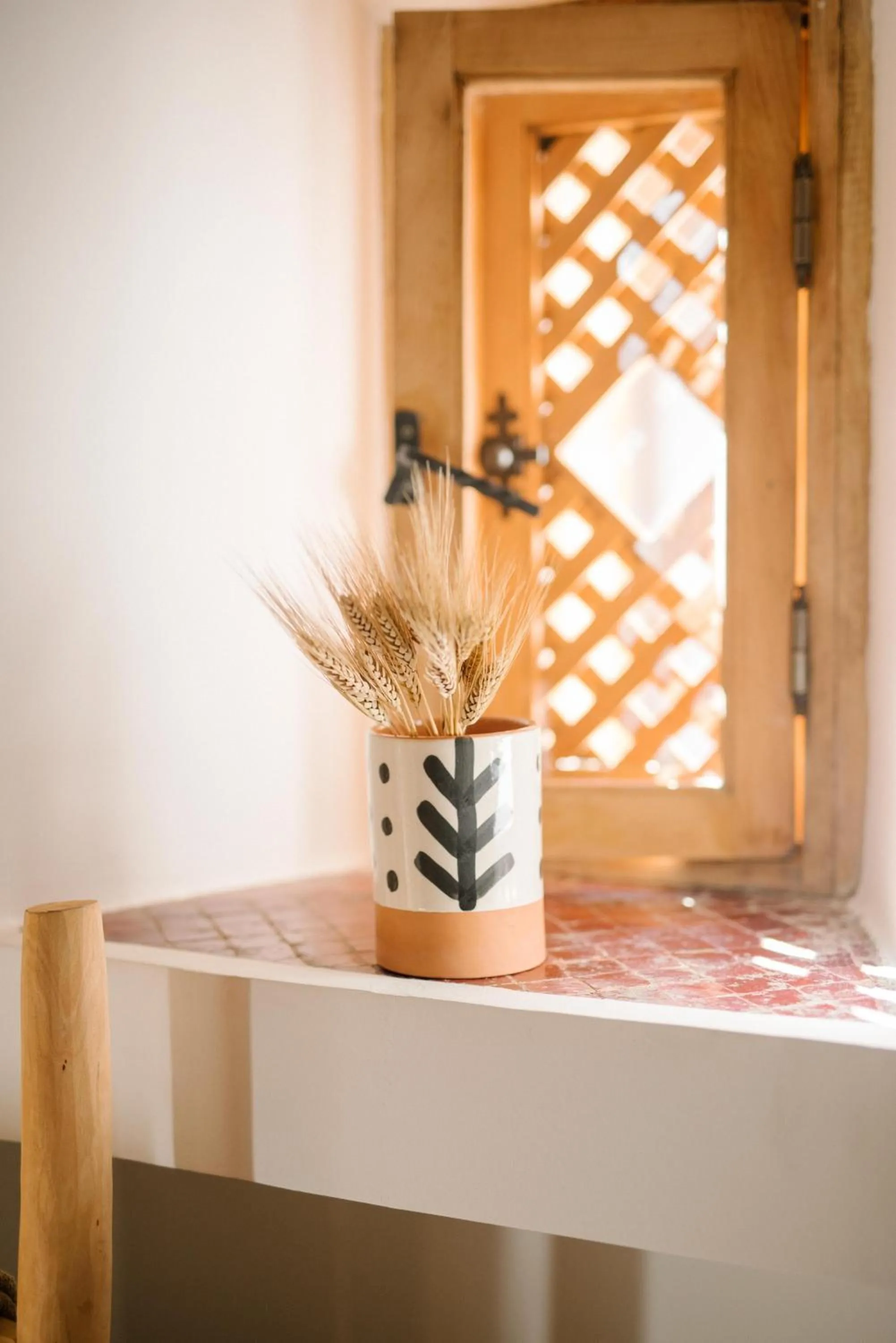 Decorative detail in Riad Le Pèlerin