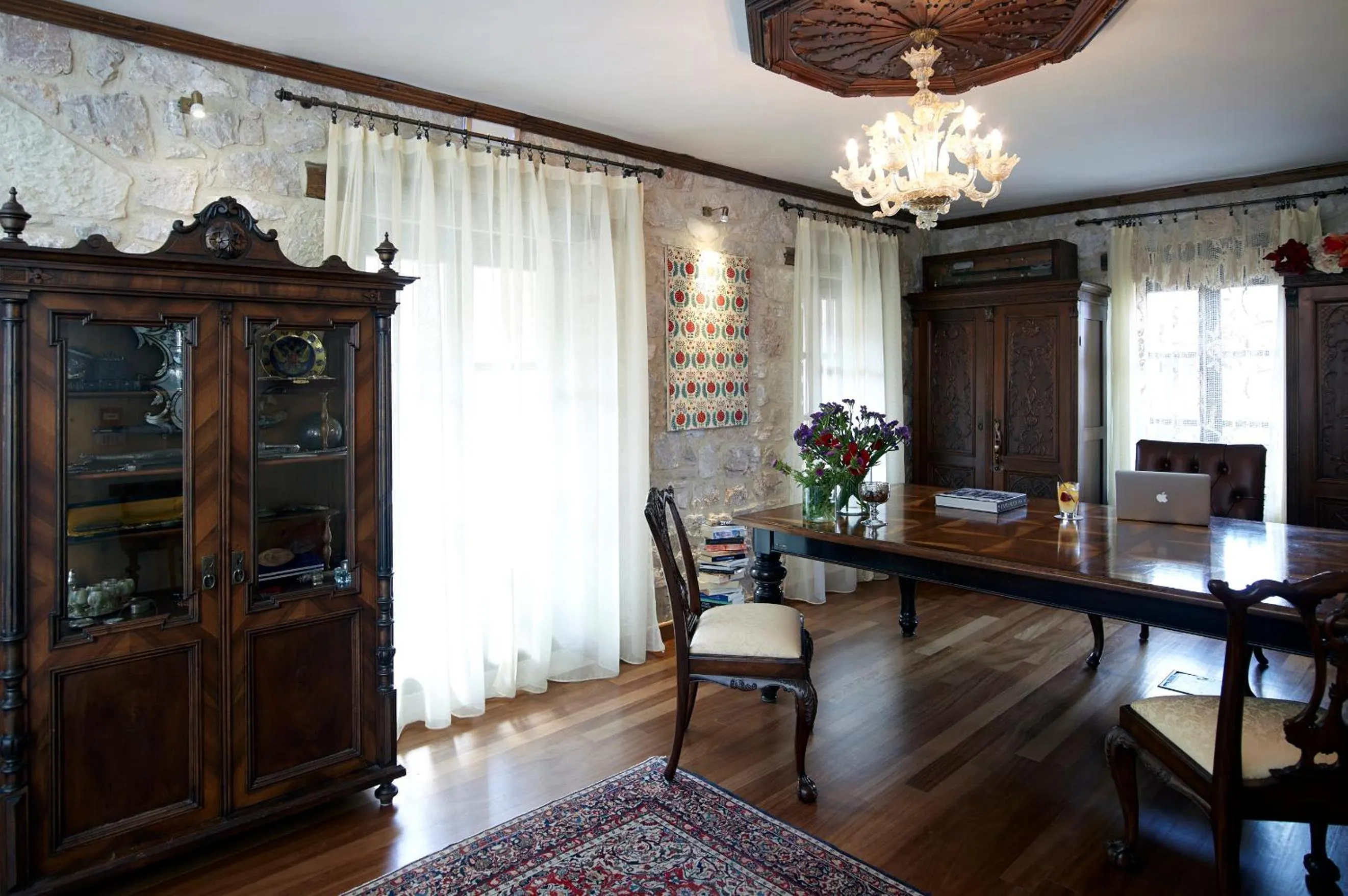 Facade/entrance in Villa Vager