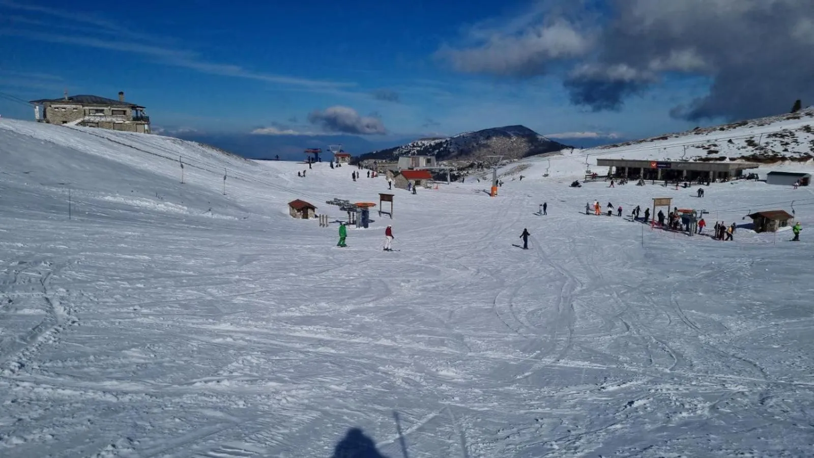 Skiing in Villa Vager