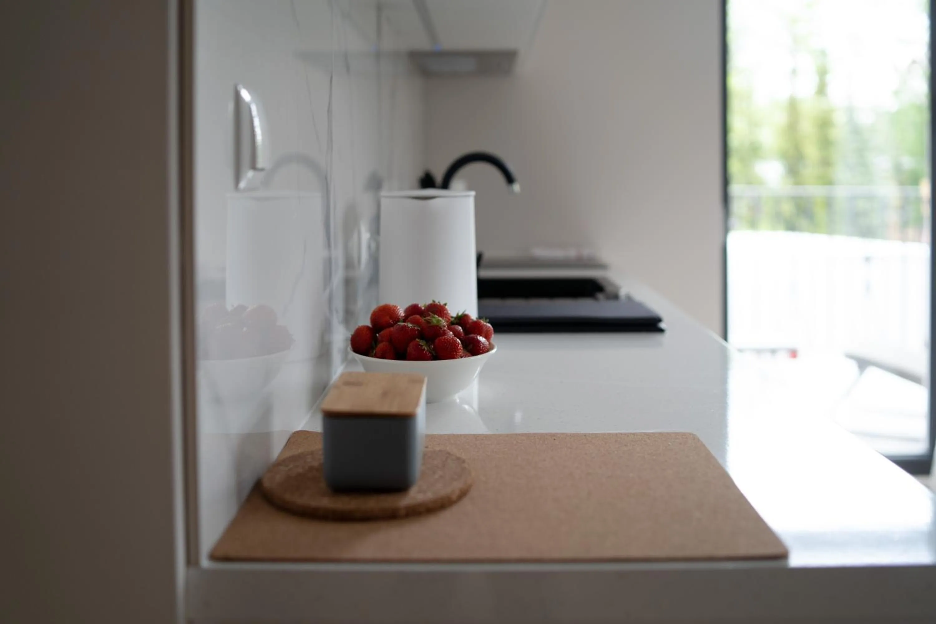 Kitchen or kitchenette in Altara Apartamenty Centrum - Free Parking