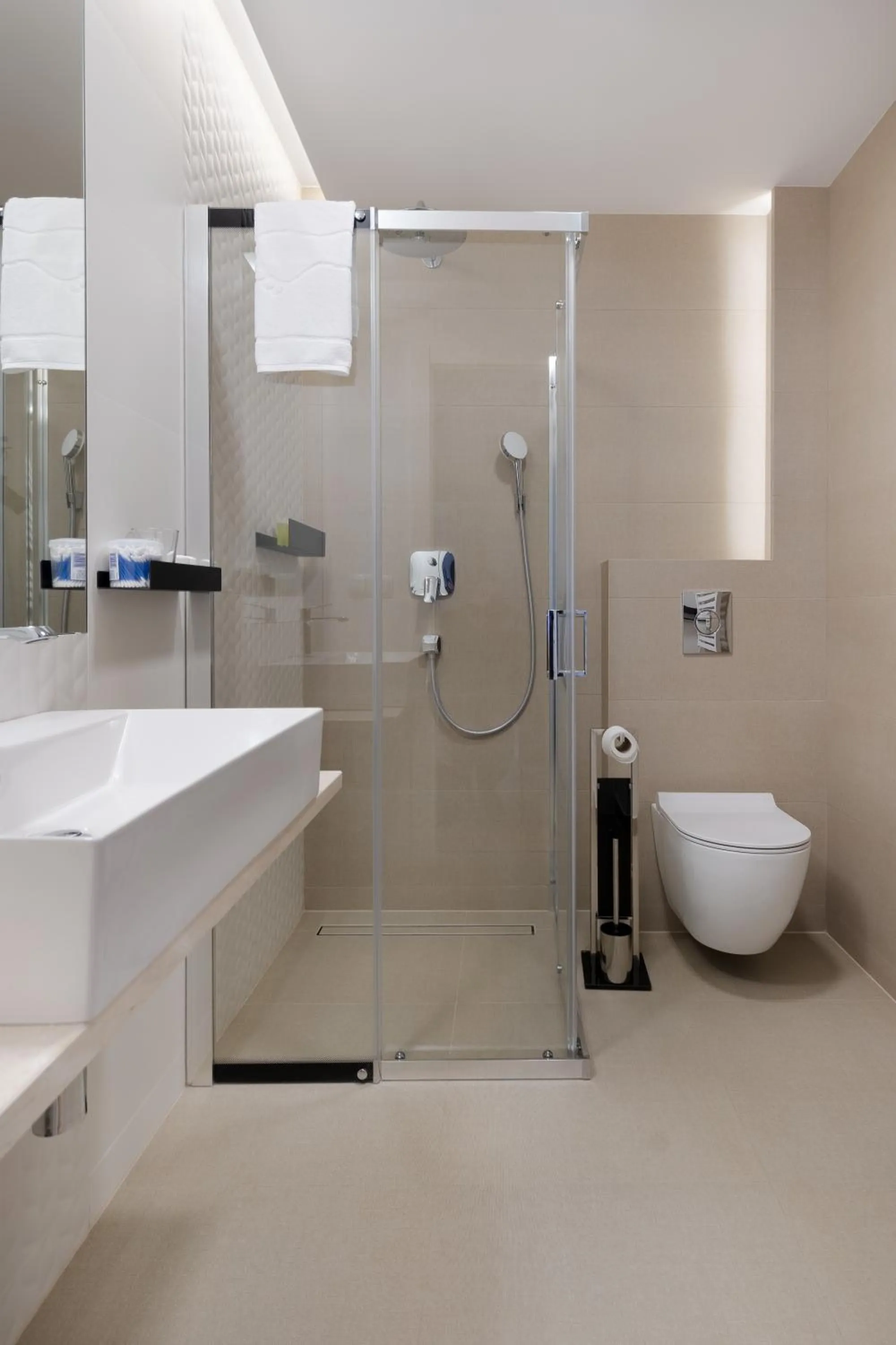 Shower in Altara Apartamenty Centrum - Free Parking