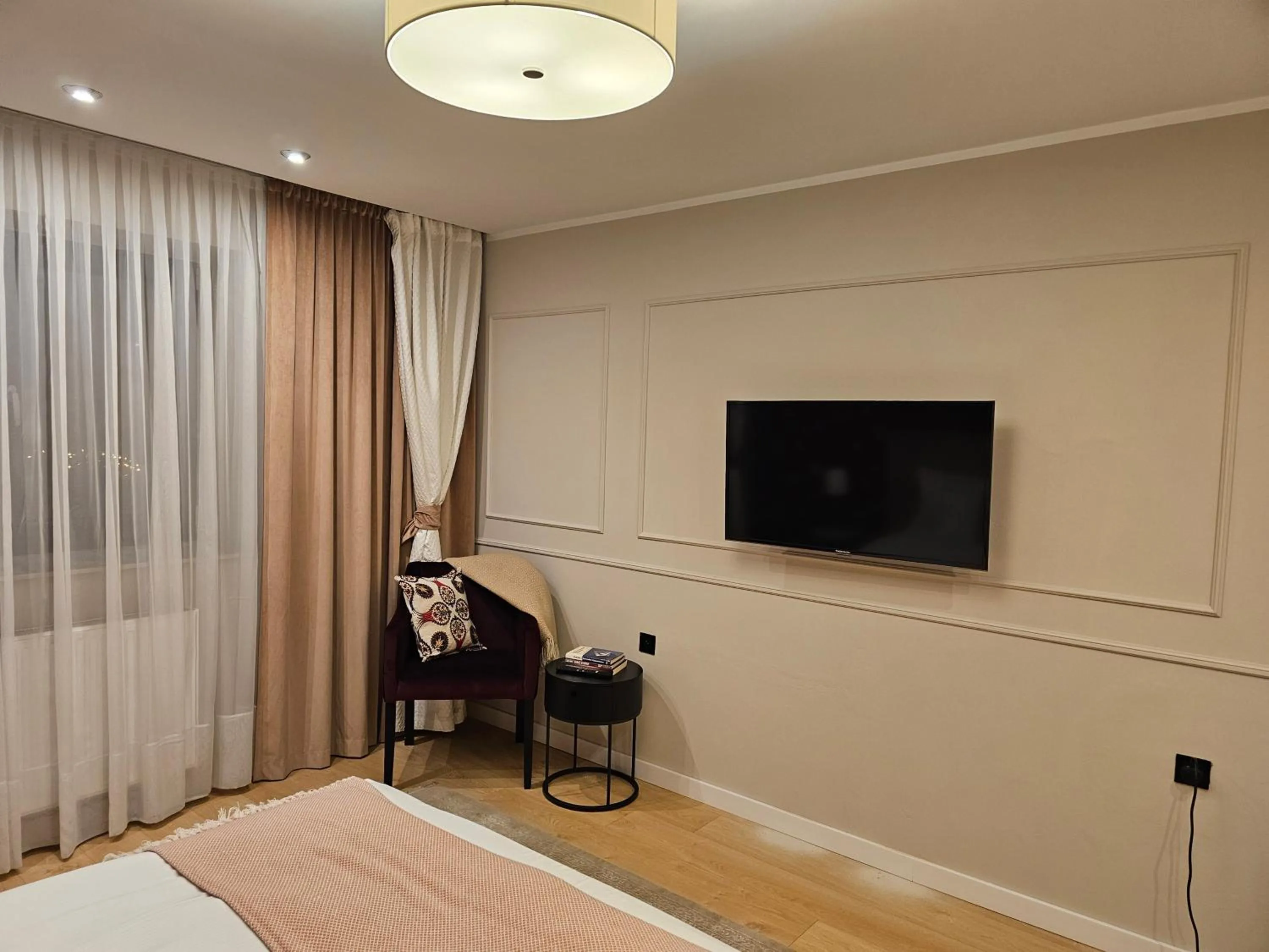 Bedroom, Bed in Altara Apartamenty Centrum - Free Parking