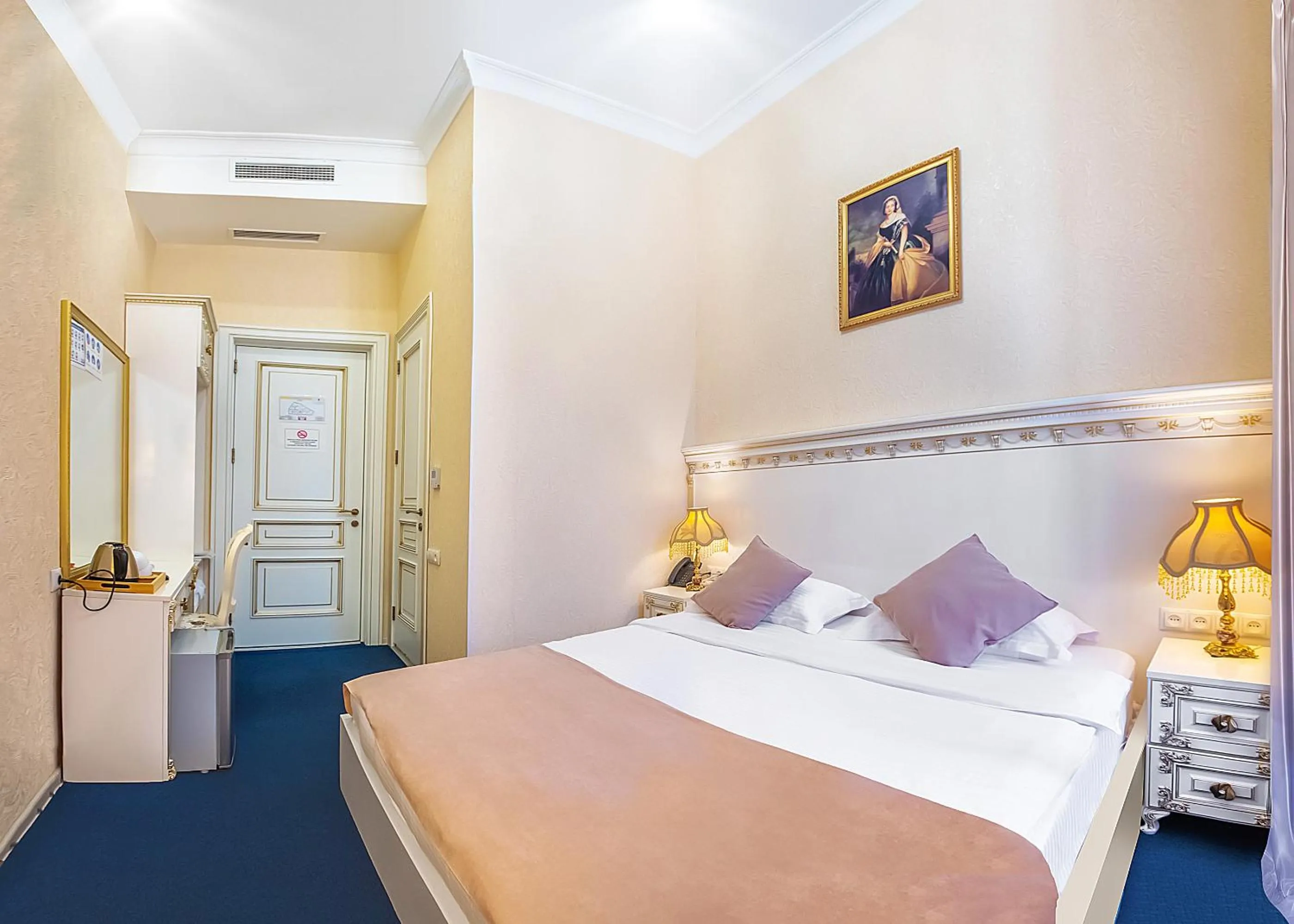 Bed in Vintage Hotel