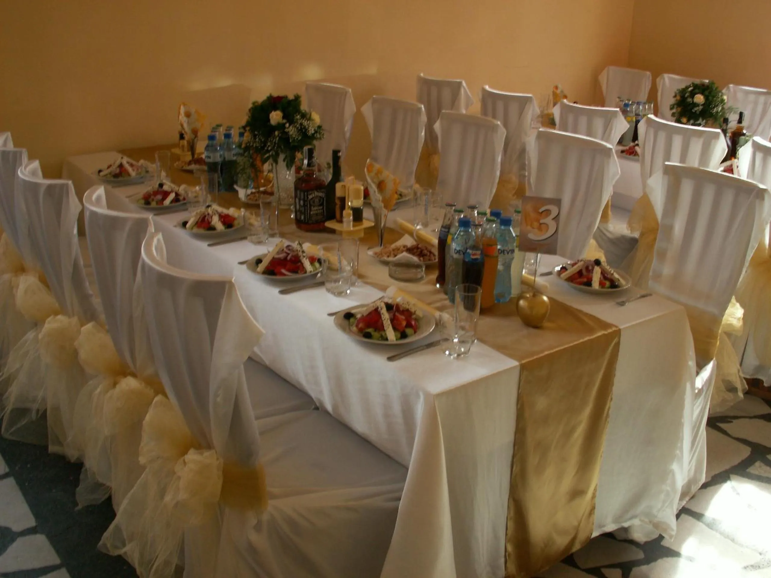 Restaurant/places to eat in Dolna Bania Hotel