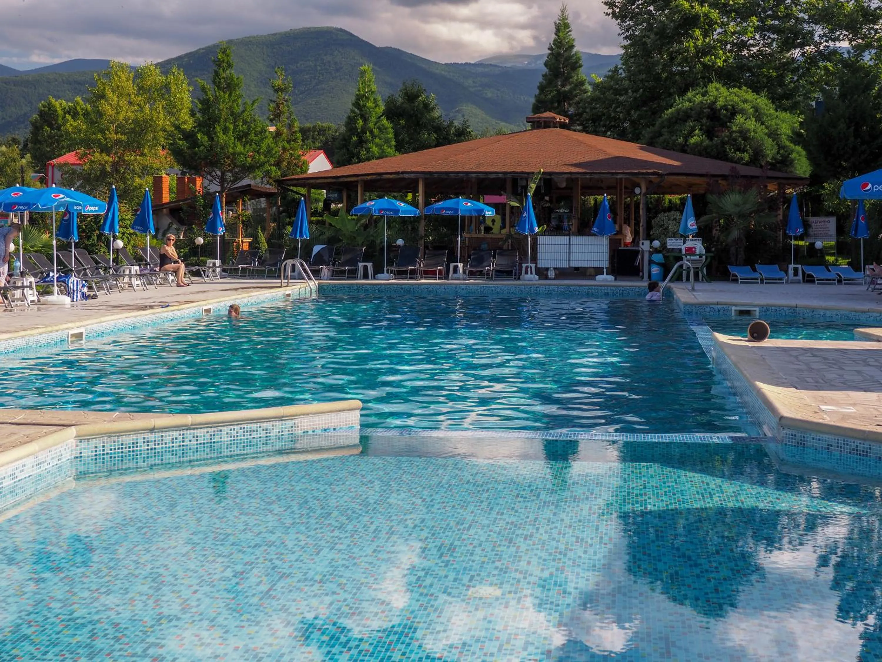 Swimming pool in Dolna Bania Hotel