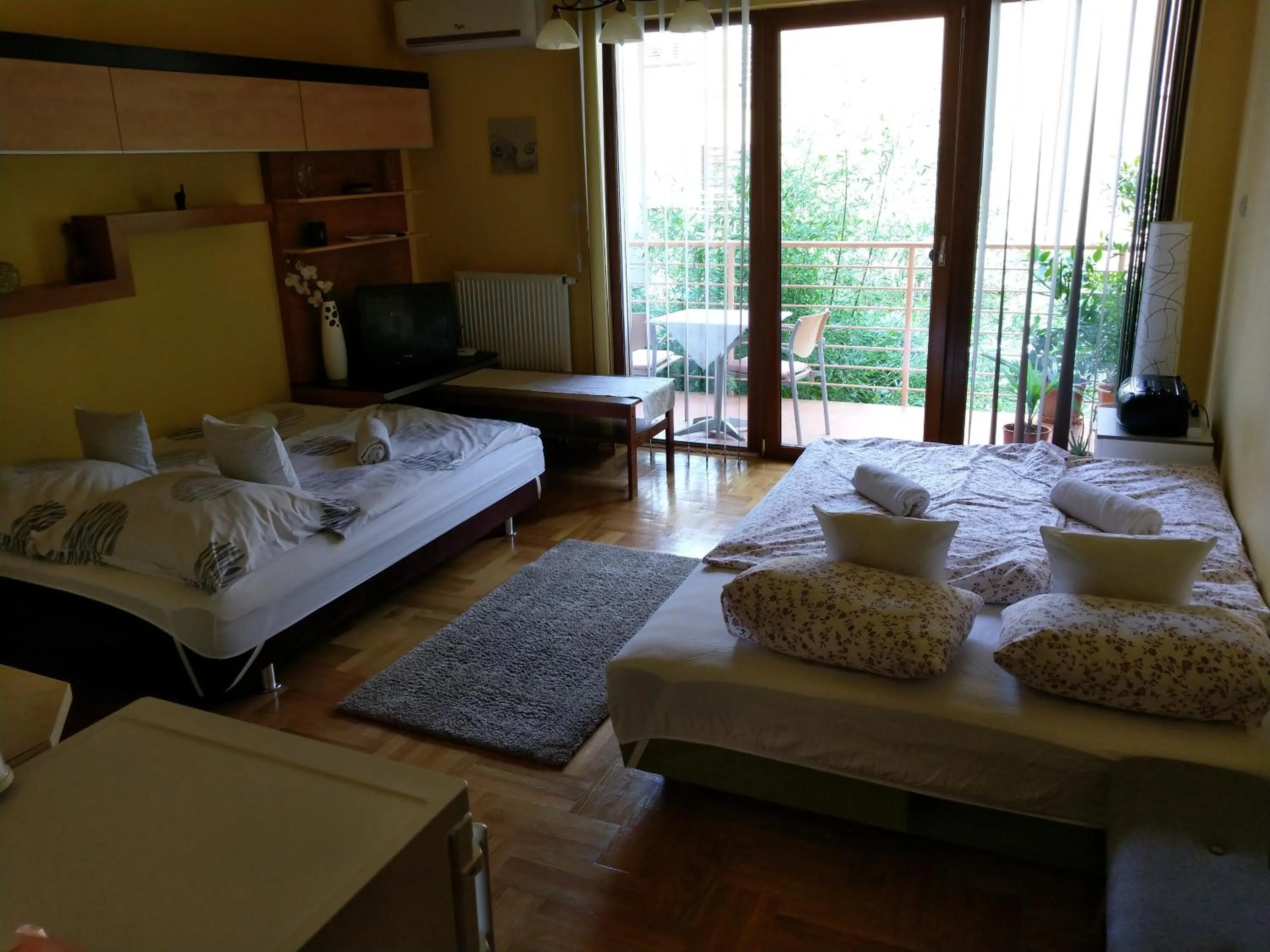 Bedroom, Bed in Mandarin Wellness Apartman