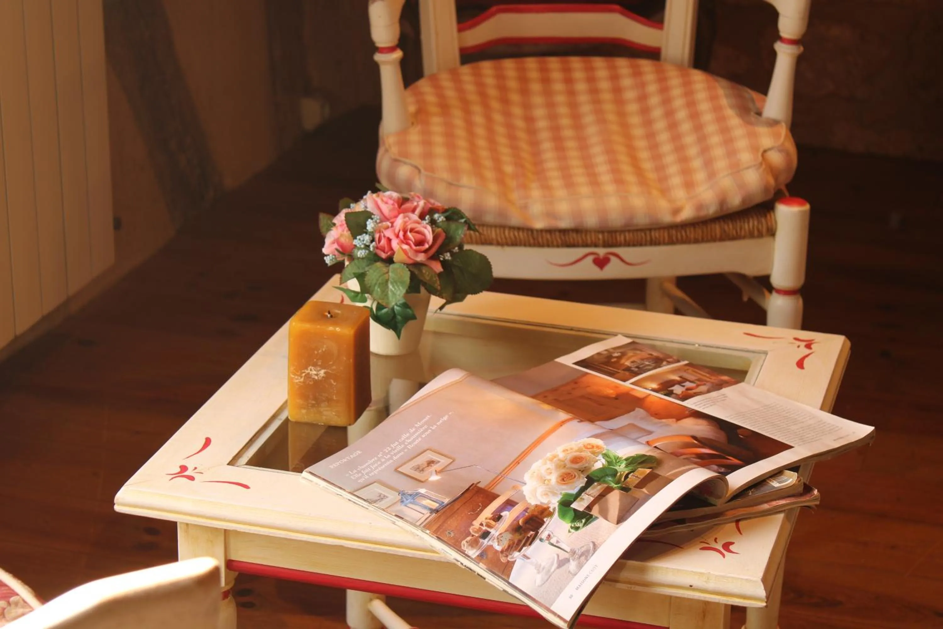 Living room in La Roseraie Hôtel Restaurant