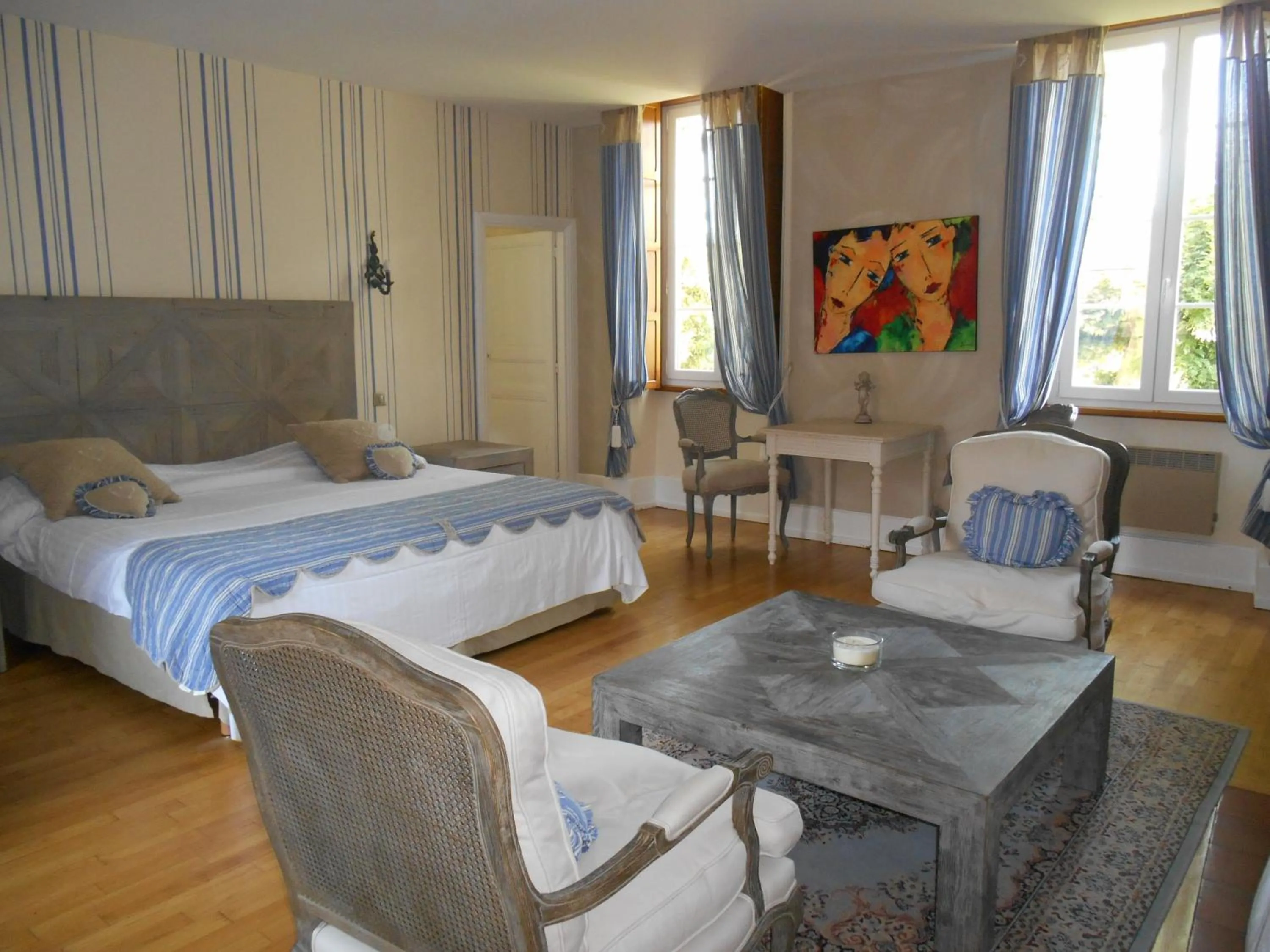 Bedroom, Bed in La Roseraie Hôtel Restaurant