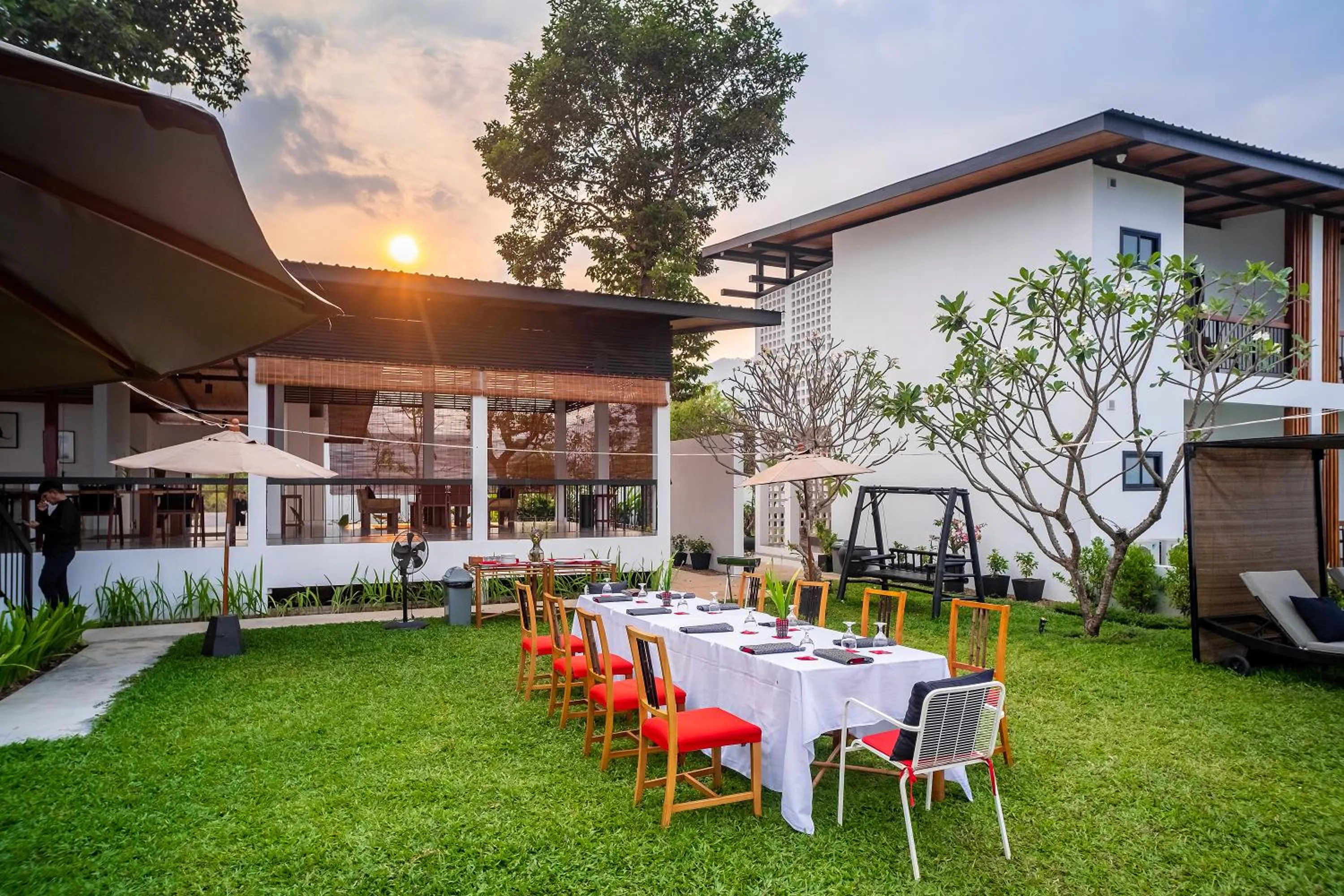 BBQ facilities in The Riviera Champasak