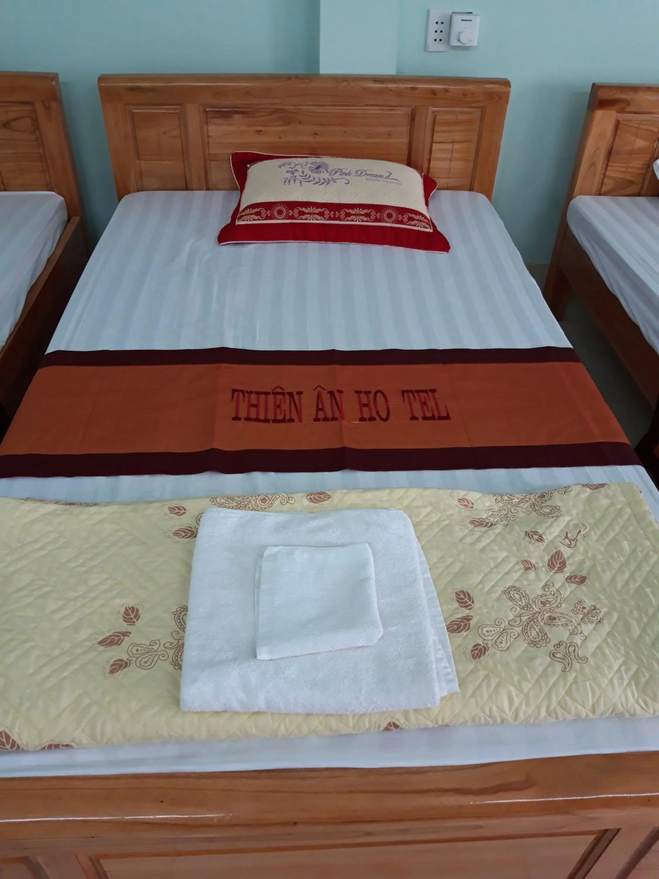 Bed in Hotel Thien An