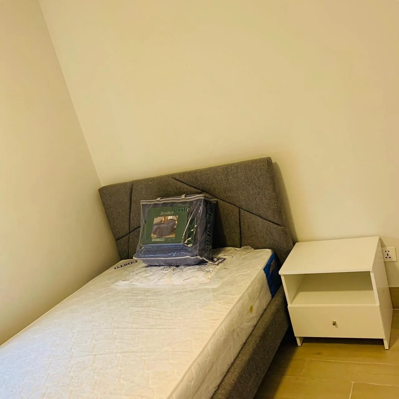 Bedroom, Bed in The Hill Residence