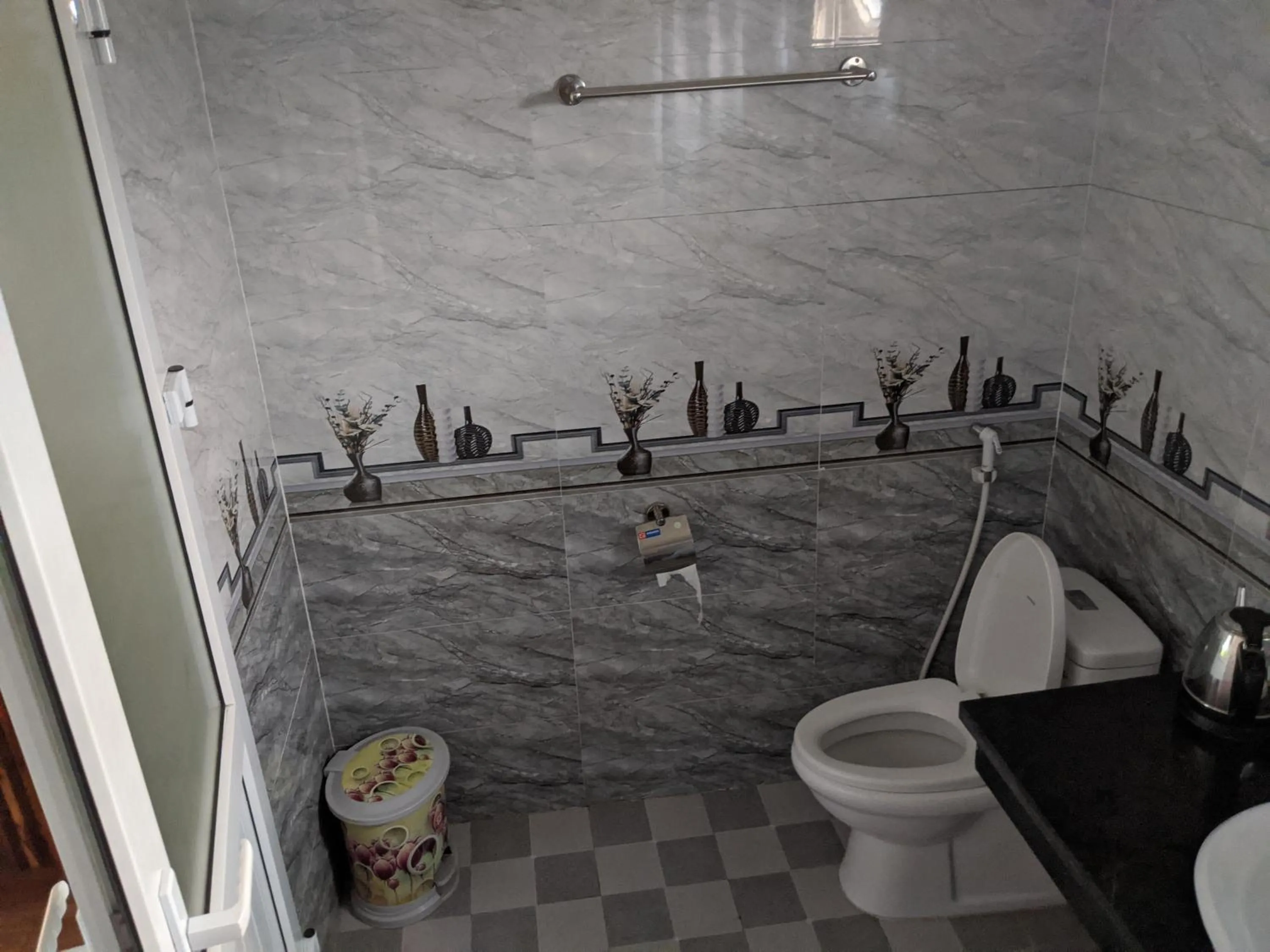 Toilet in Ninh Binh Greenland Homestay